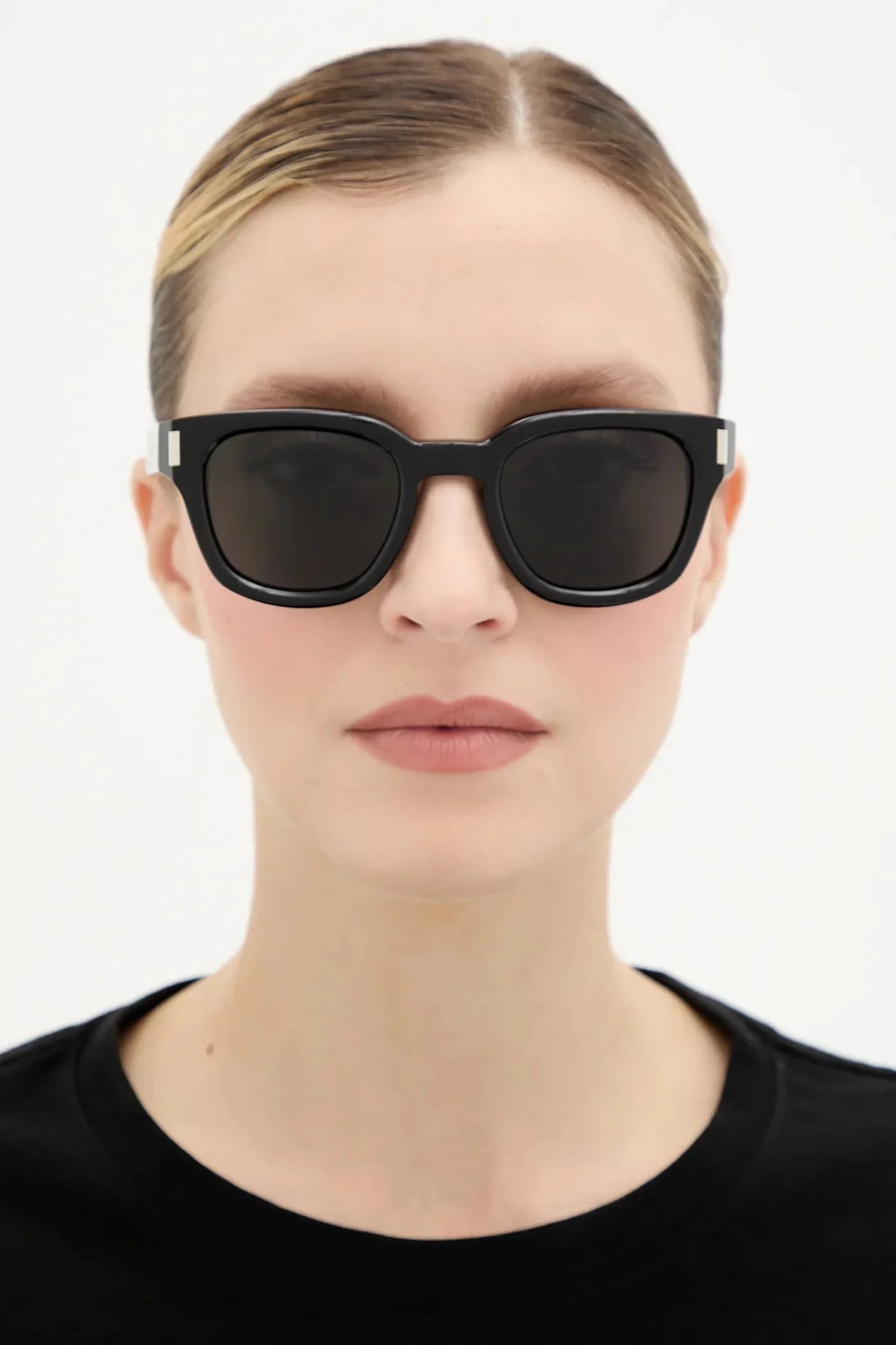 Солнцезащитные очки - фото 9