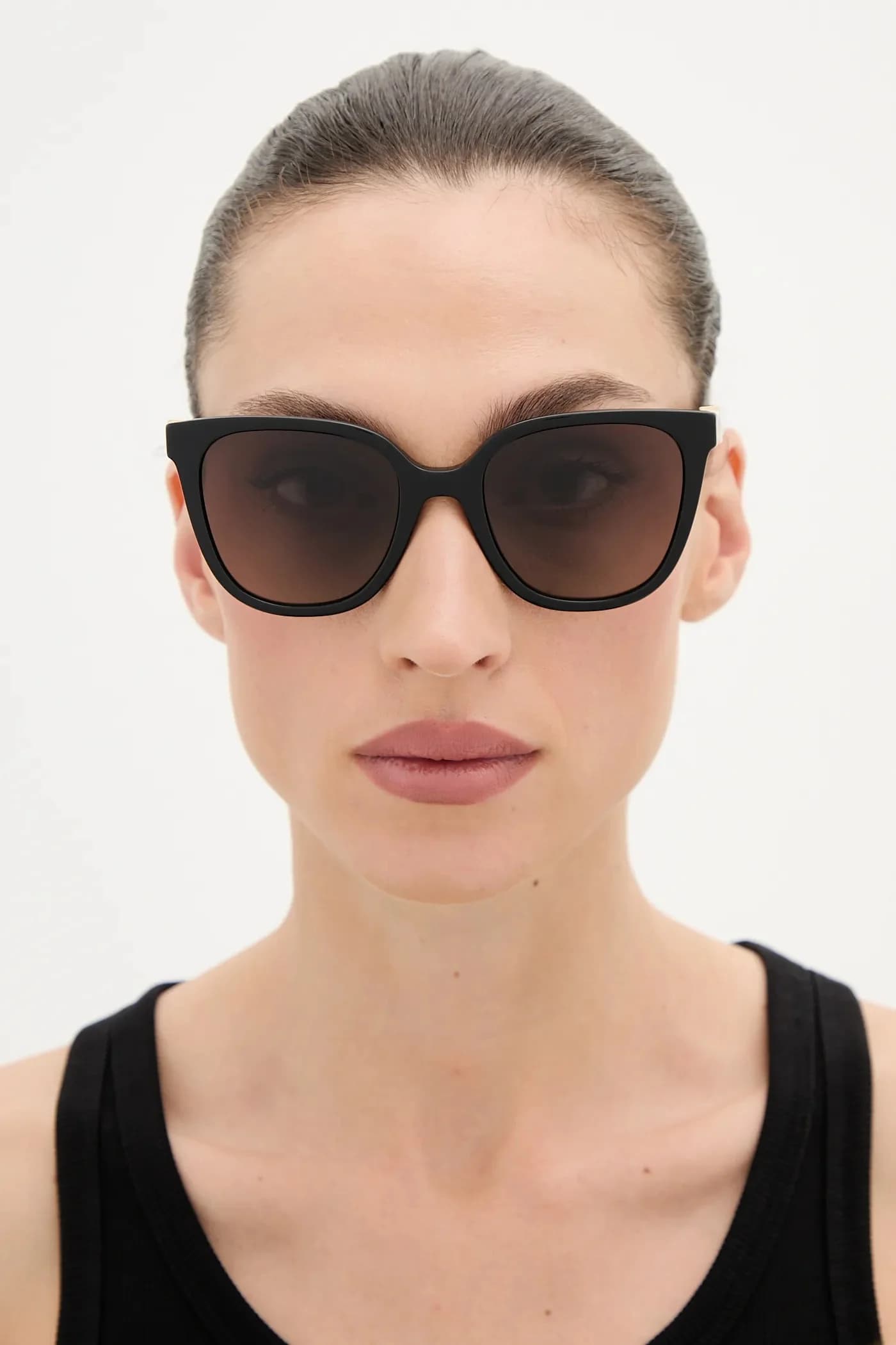 Солнцезащитные очки - фото 6