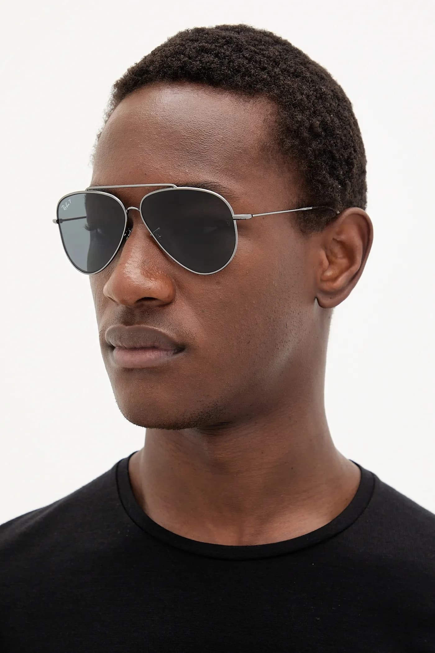 Солнцезащитные очки - фото 2