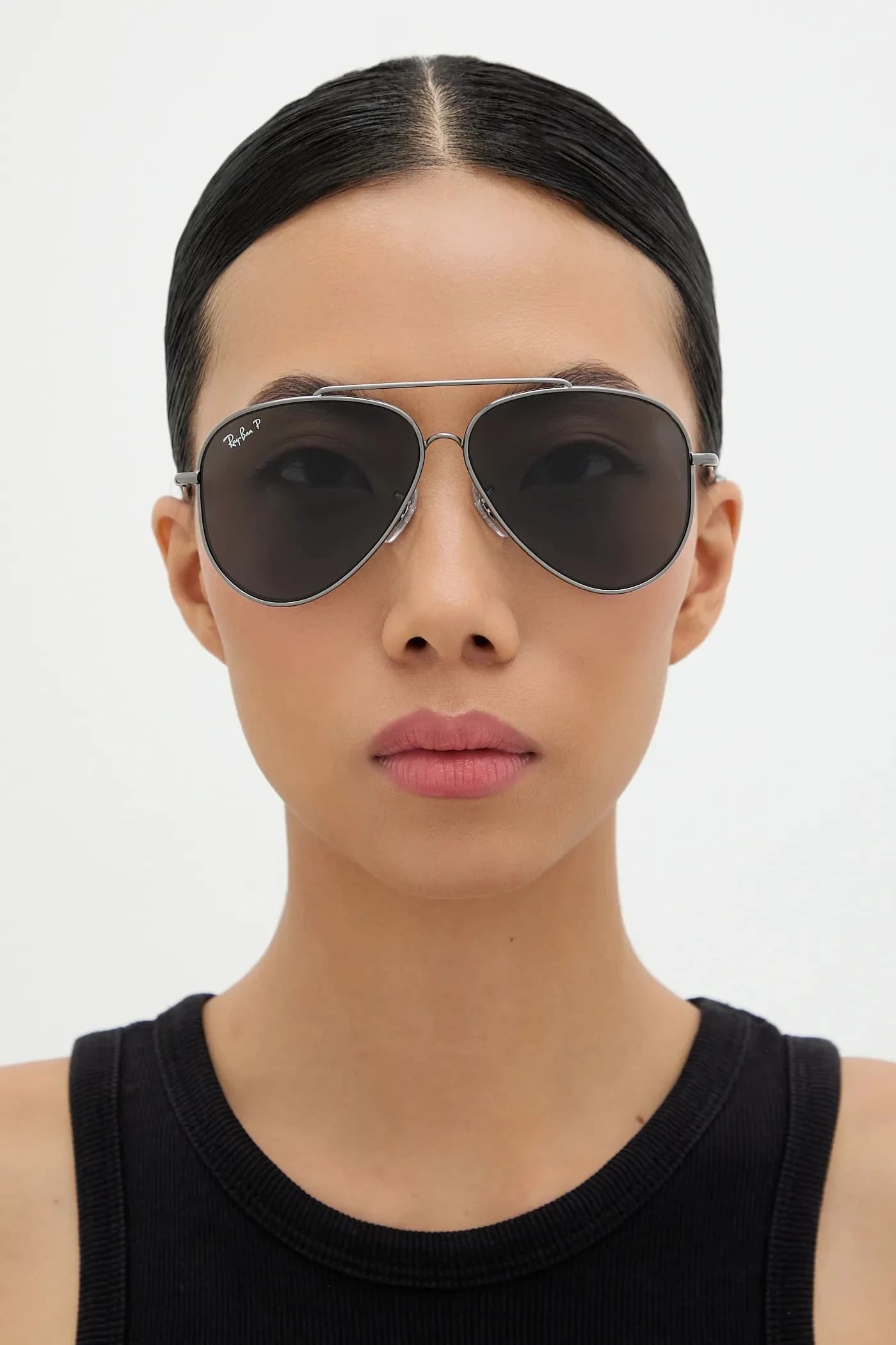 Солнцезащитные очки - фото 10