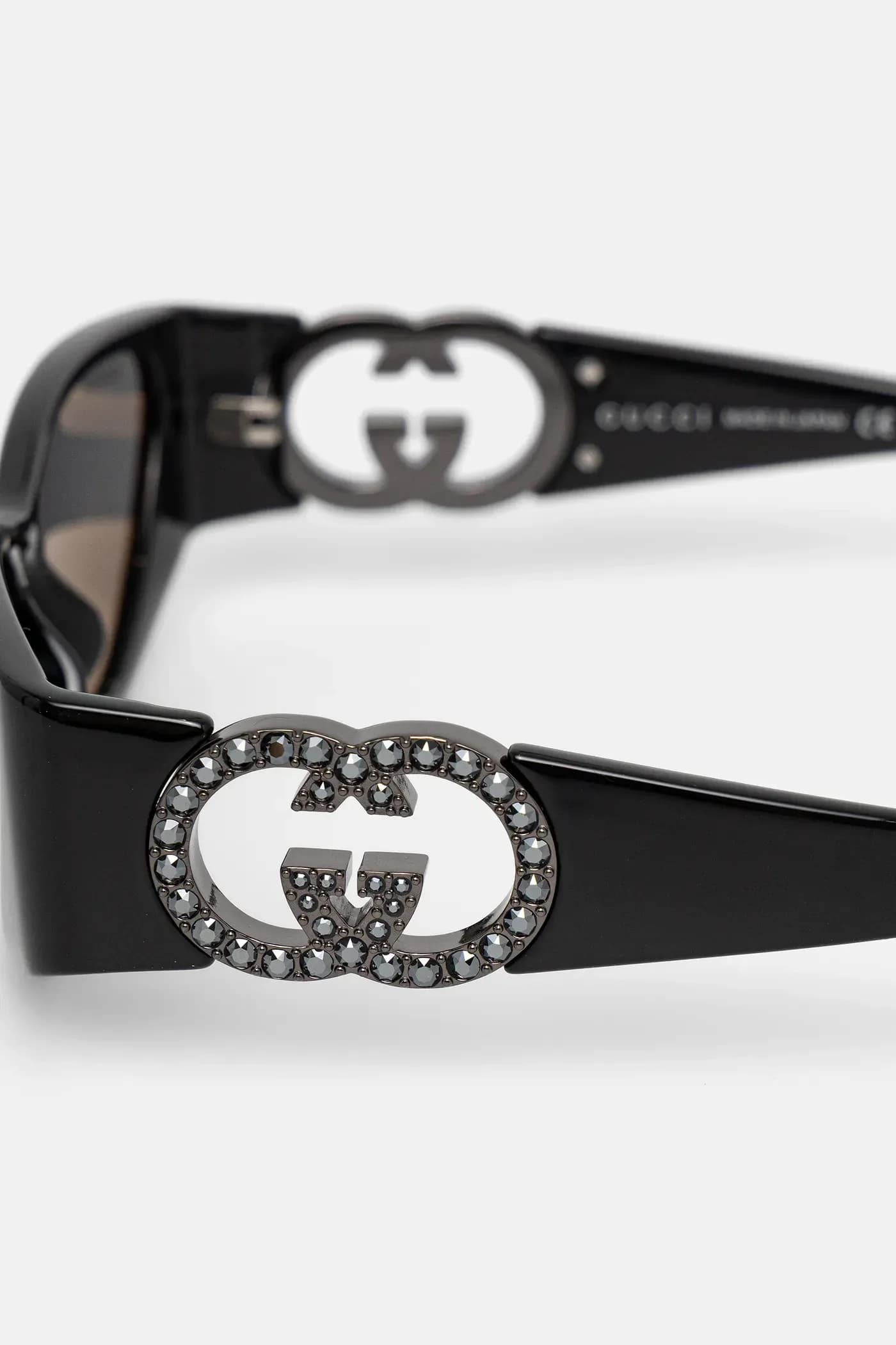 Солнцезащитные очки - фото 4