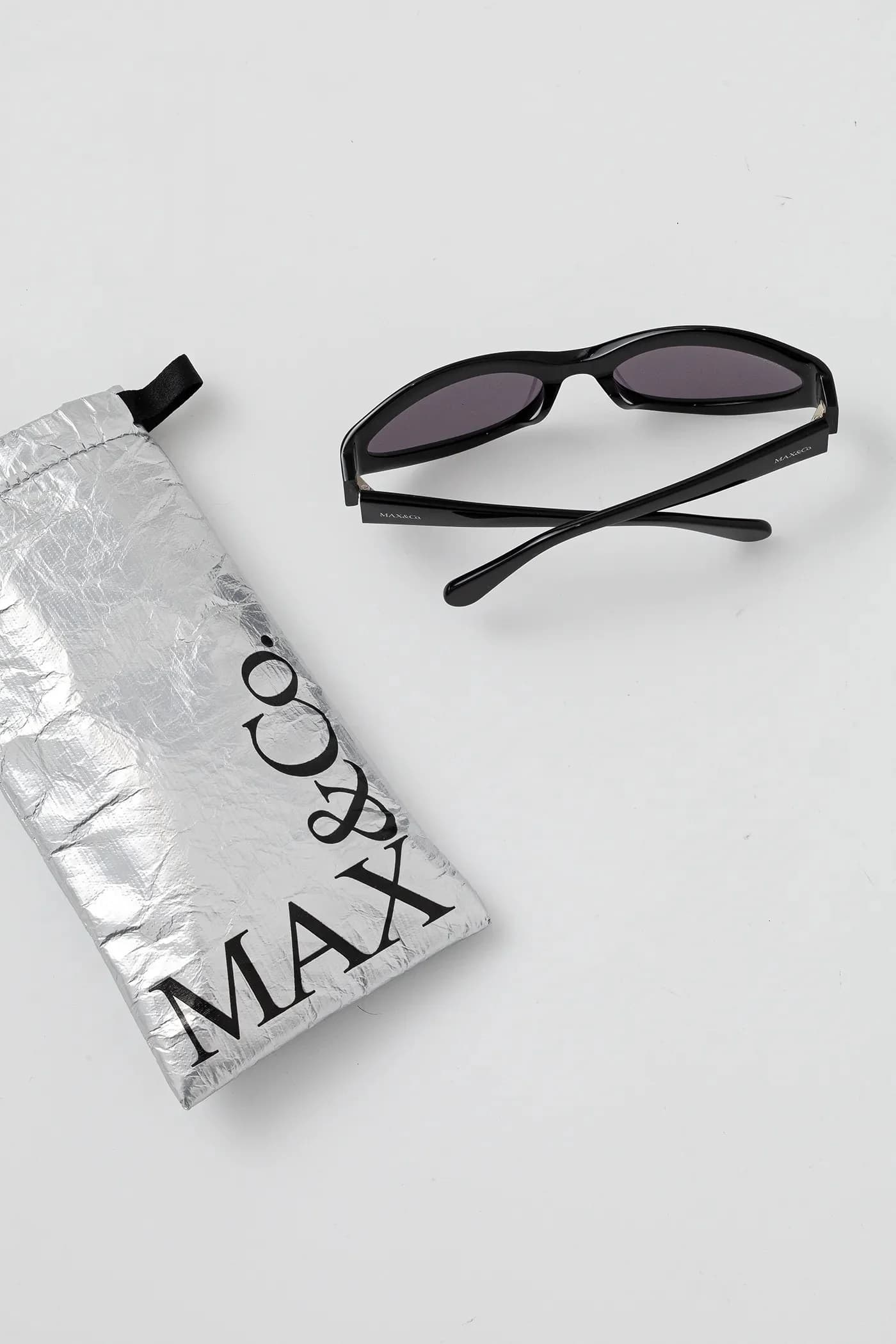 Солнцезащитные очки - фото 4