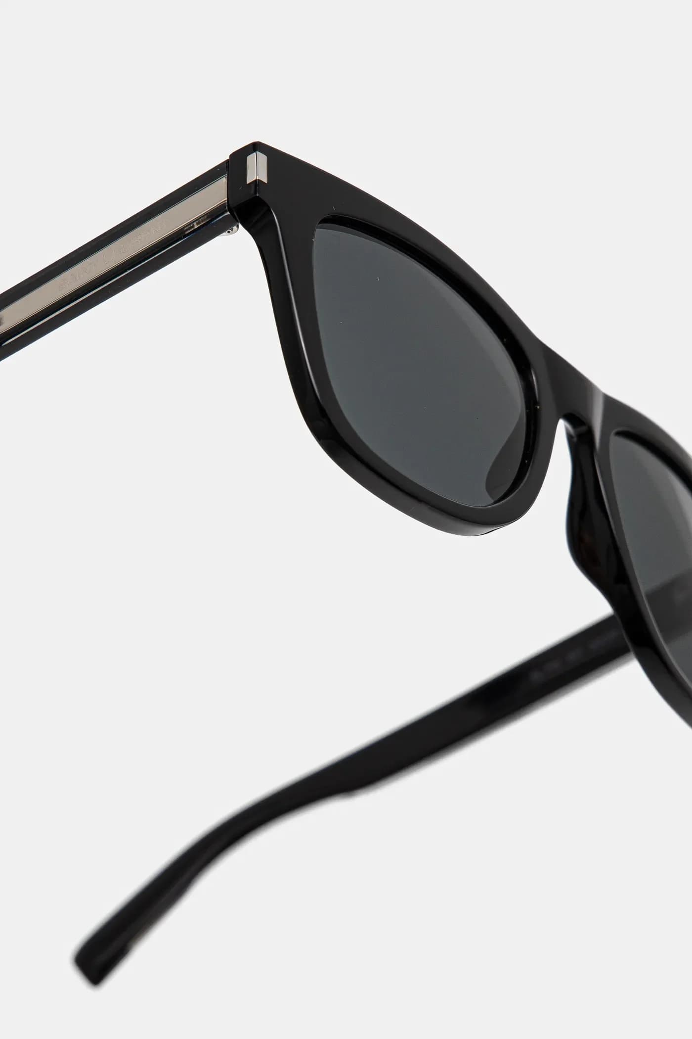 Солнцезащитные очки - фото 5