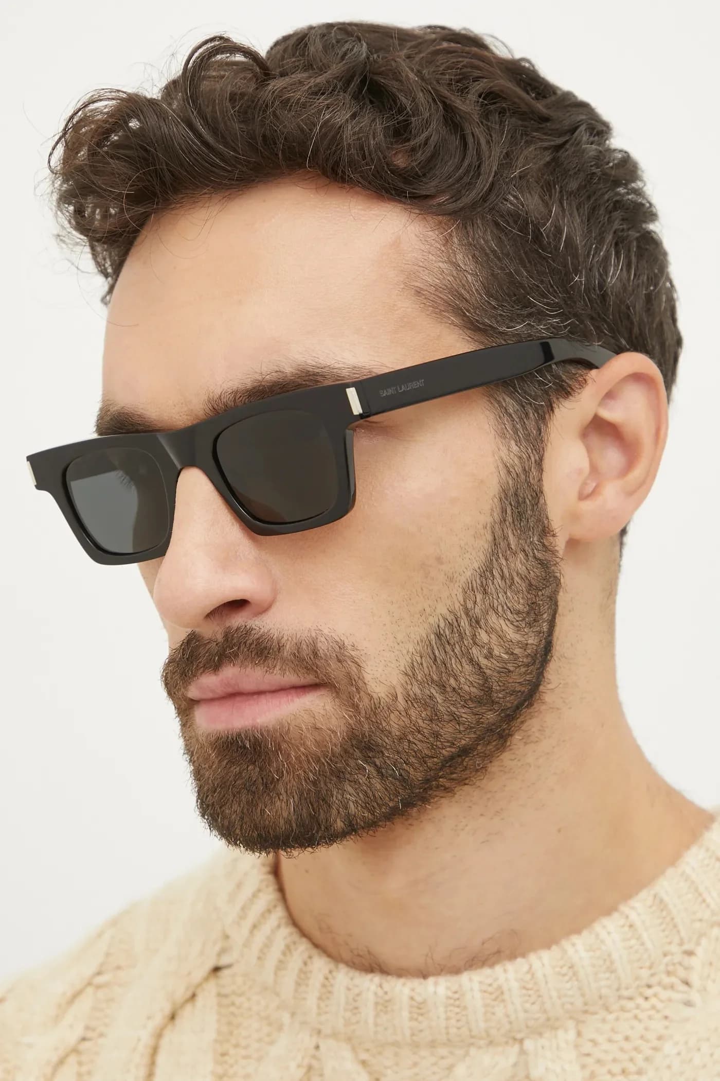 Солнцезащитные очки - фото 2