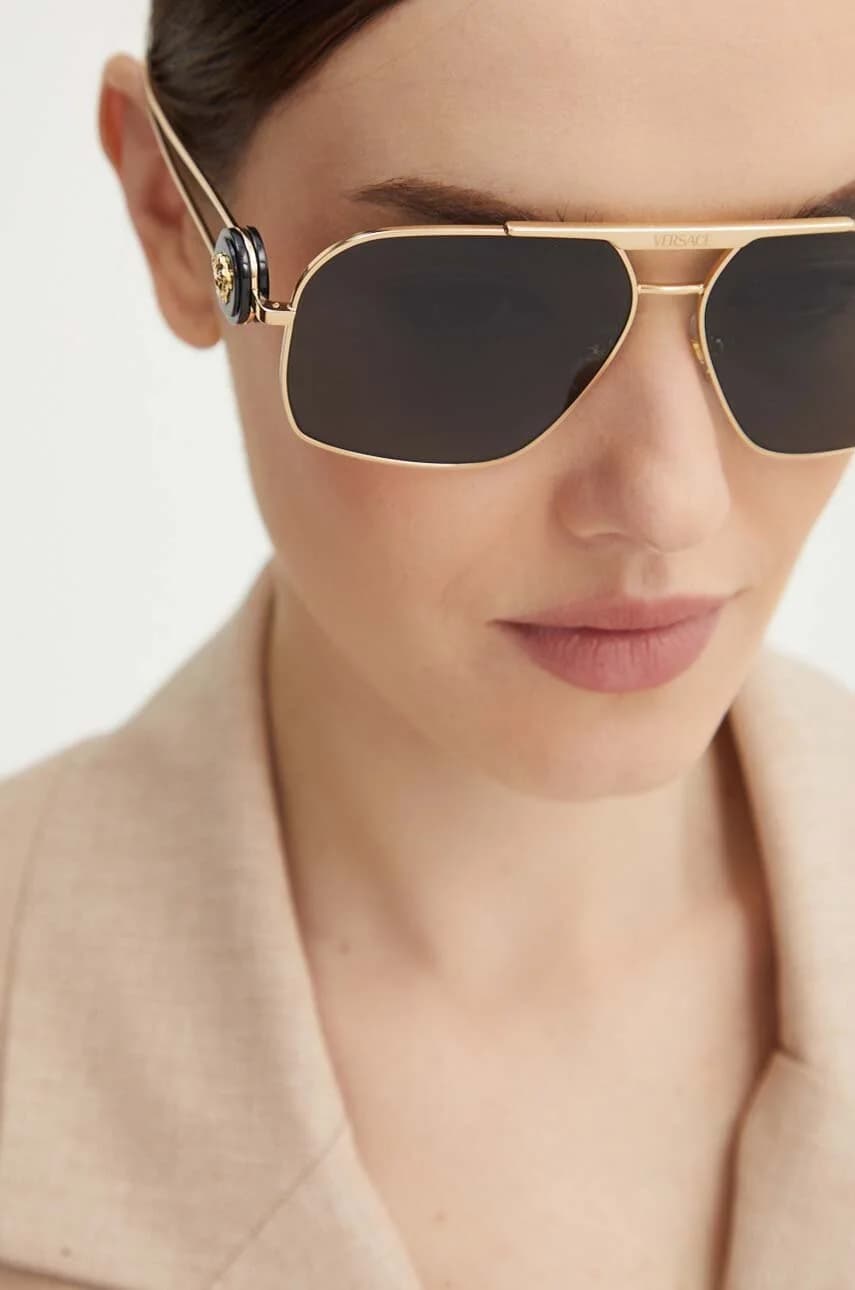 Солнцезащитные очки - фото 2