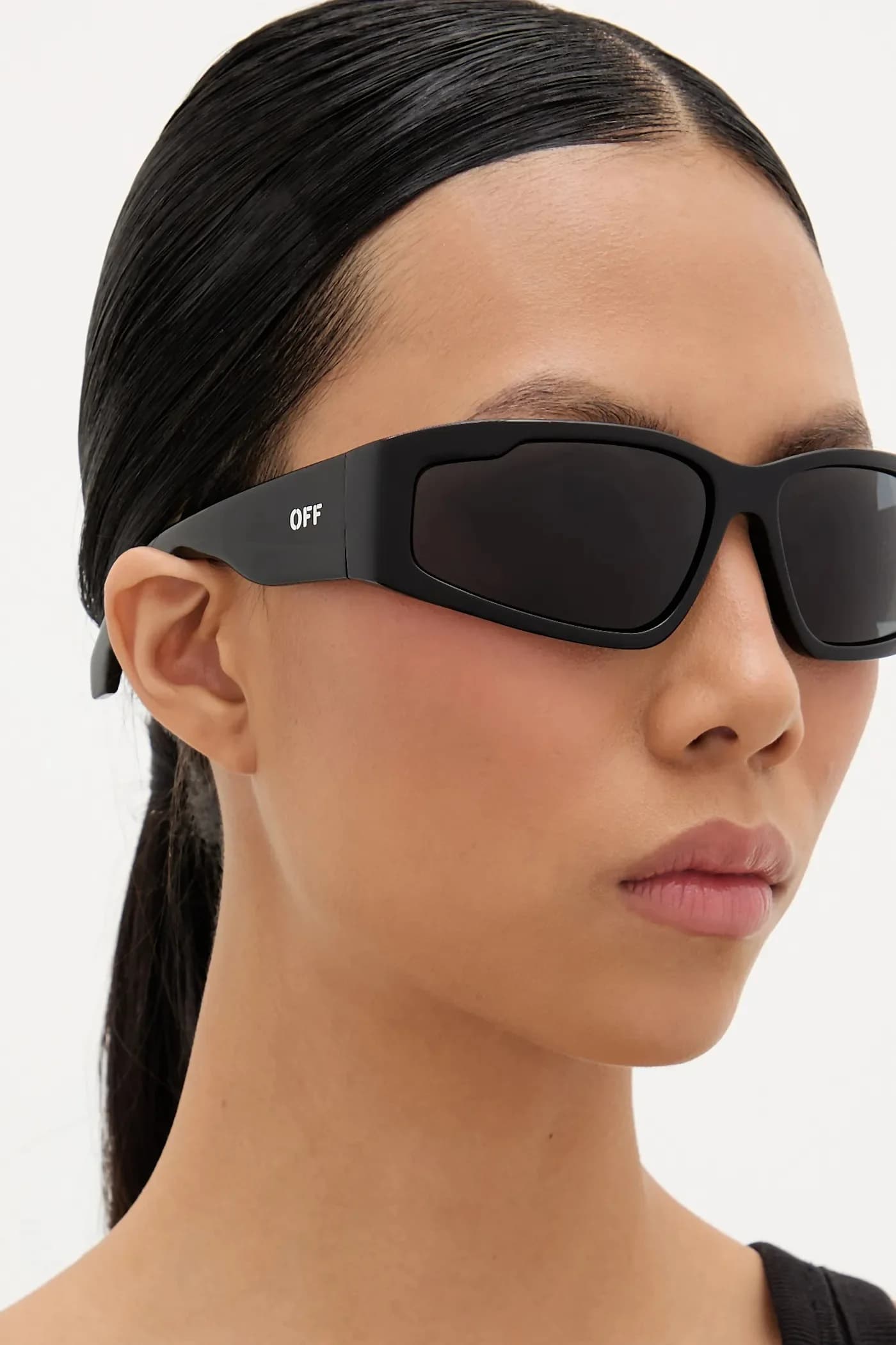 Солнцезащитные очки - фото 5