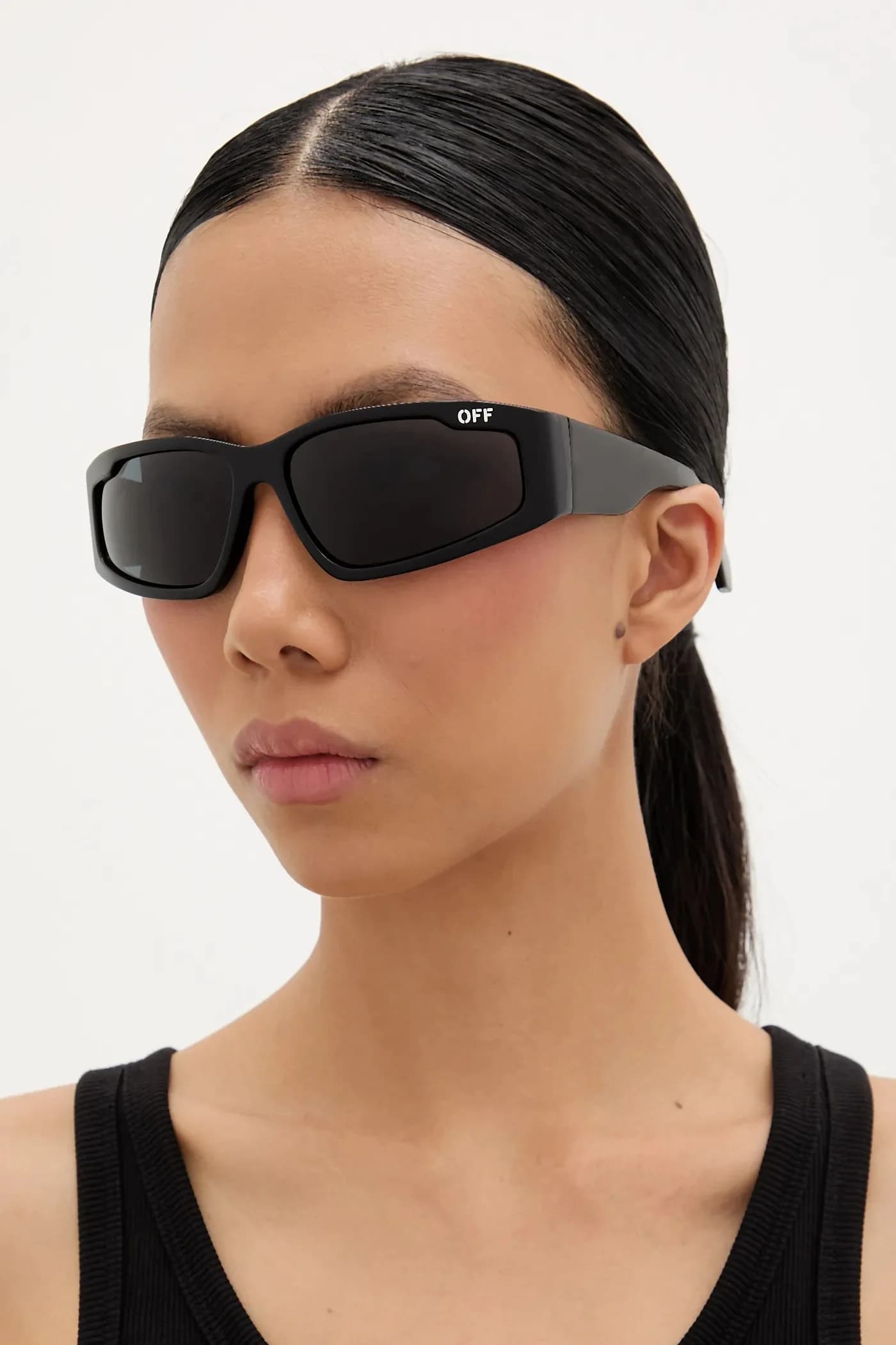 Солнцезащитные очки - фото 7