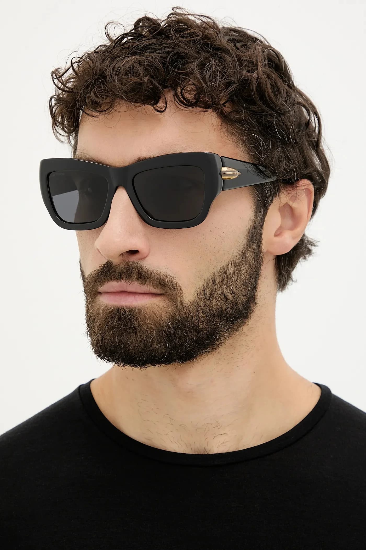 Солнцезащитные очки - фото 2