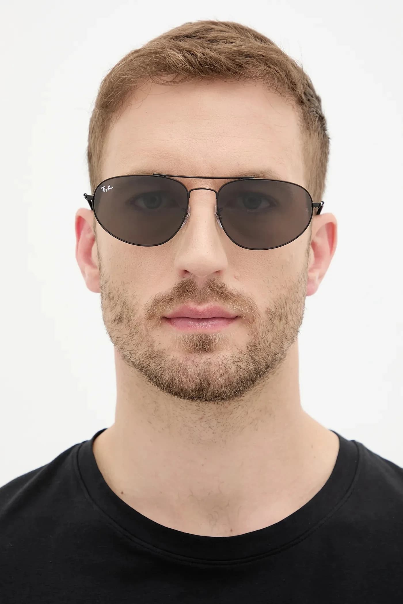 Солнцезащитные очки - фото 8