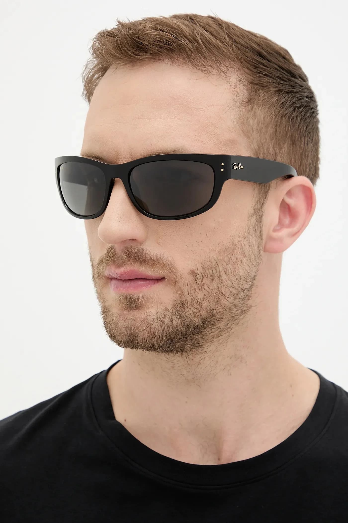 Солнцезащитные очки - фото 2