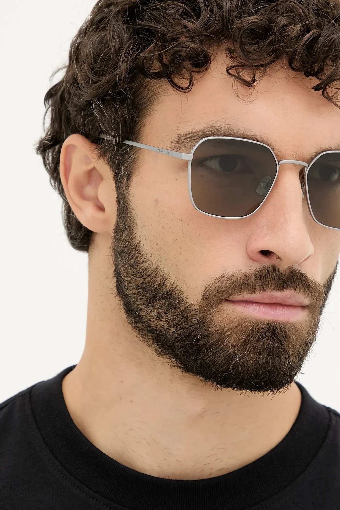 Солнцезащитные очки - фото 7