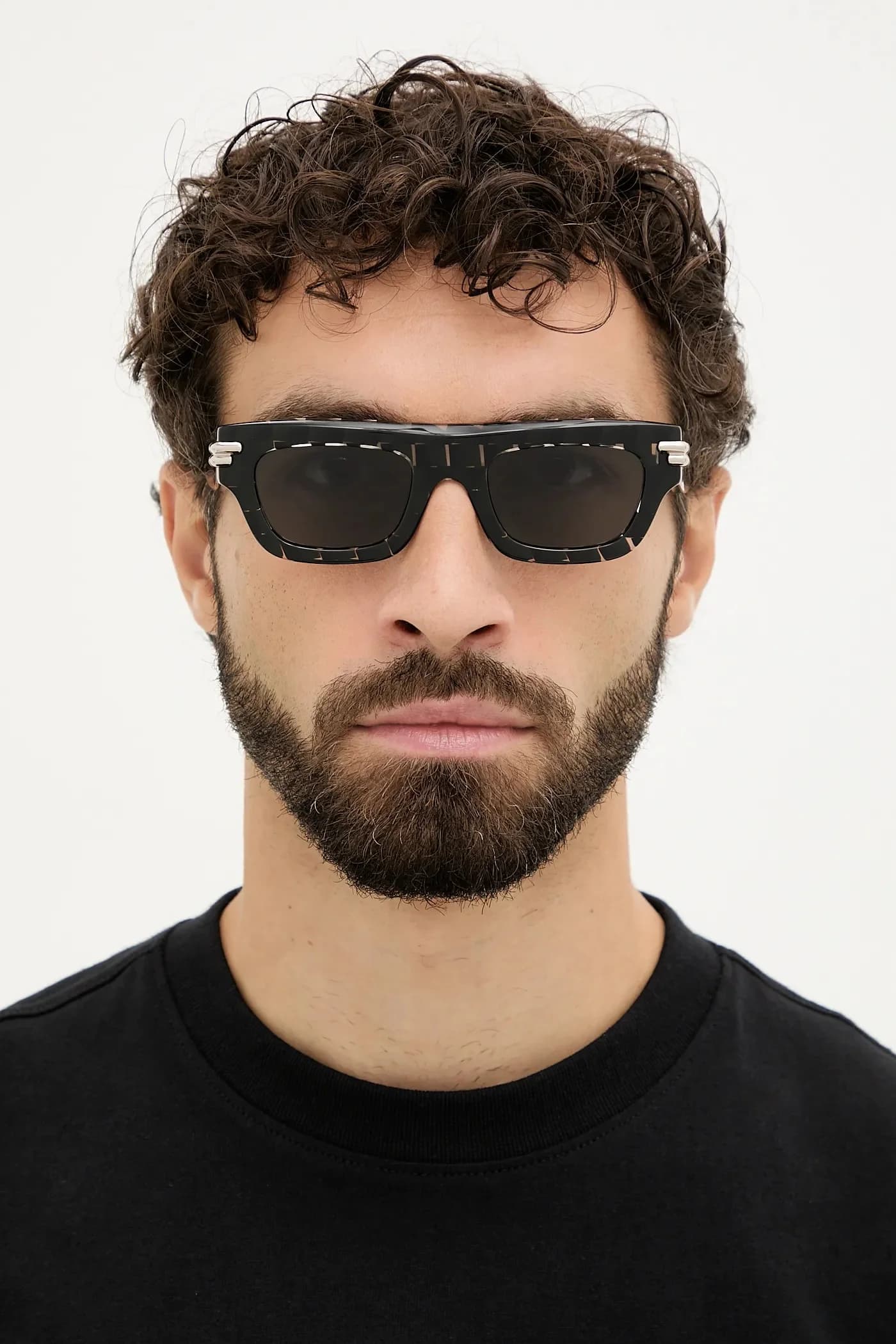 Солнцезащитные очки - фото 6