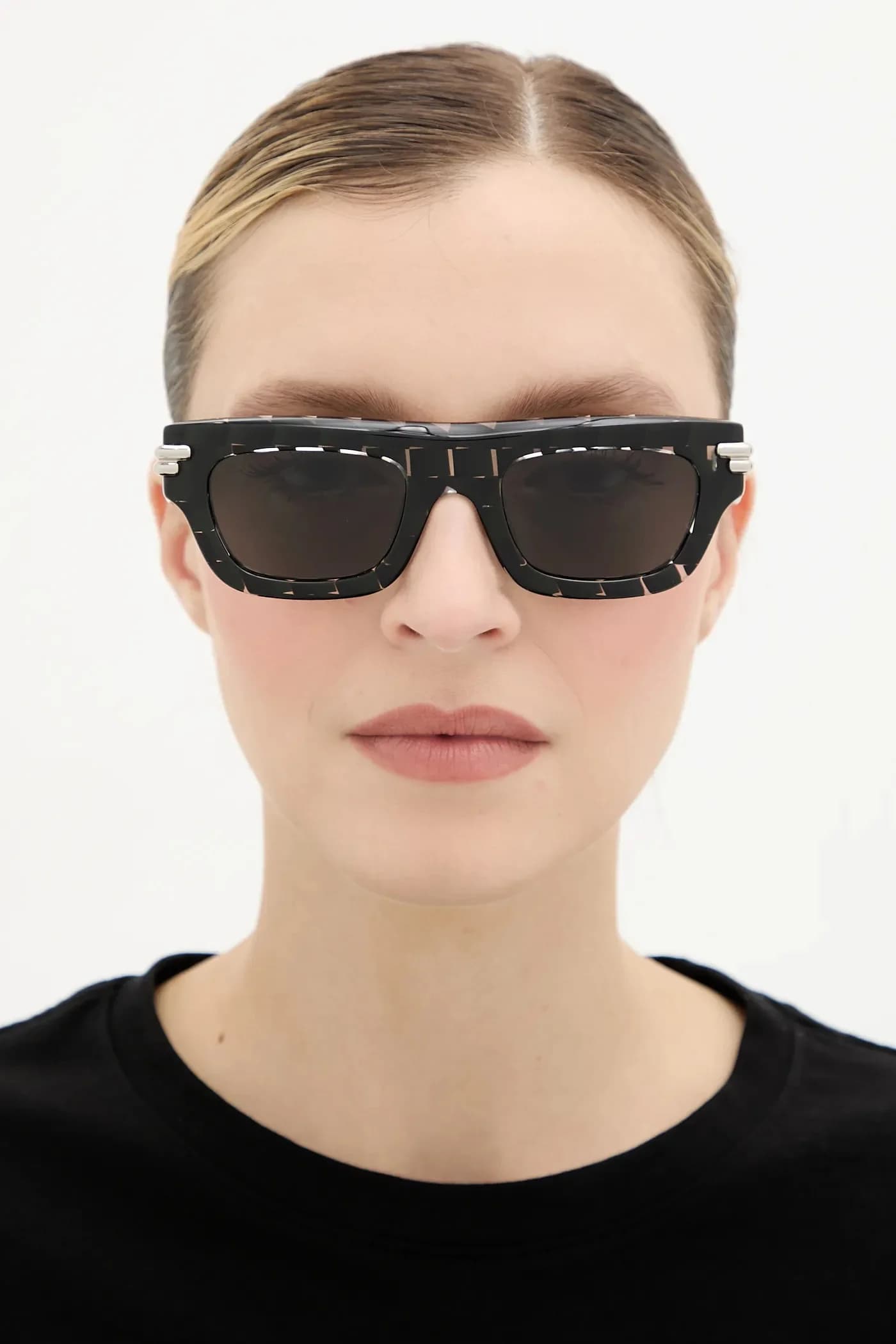 Солнцезащитные очки - фото 8