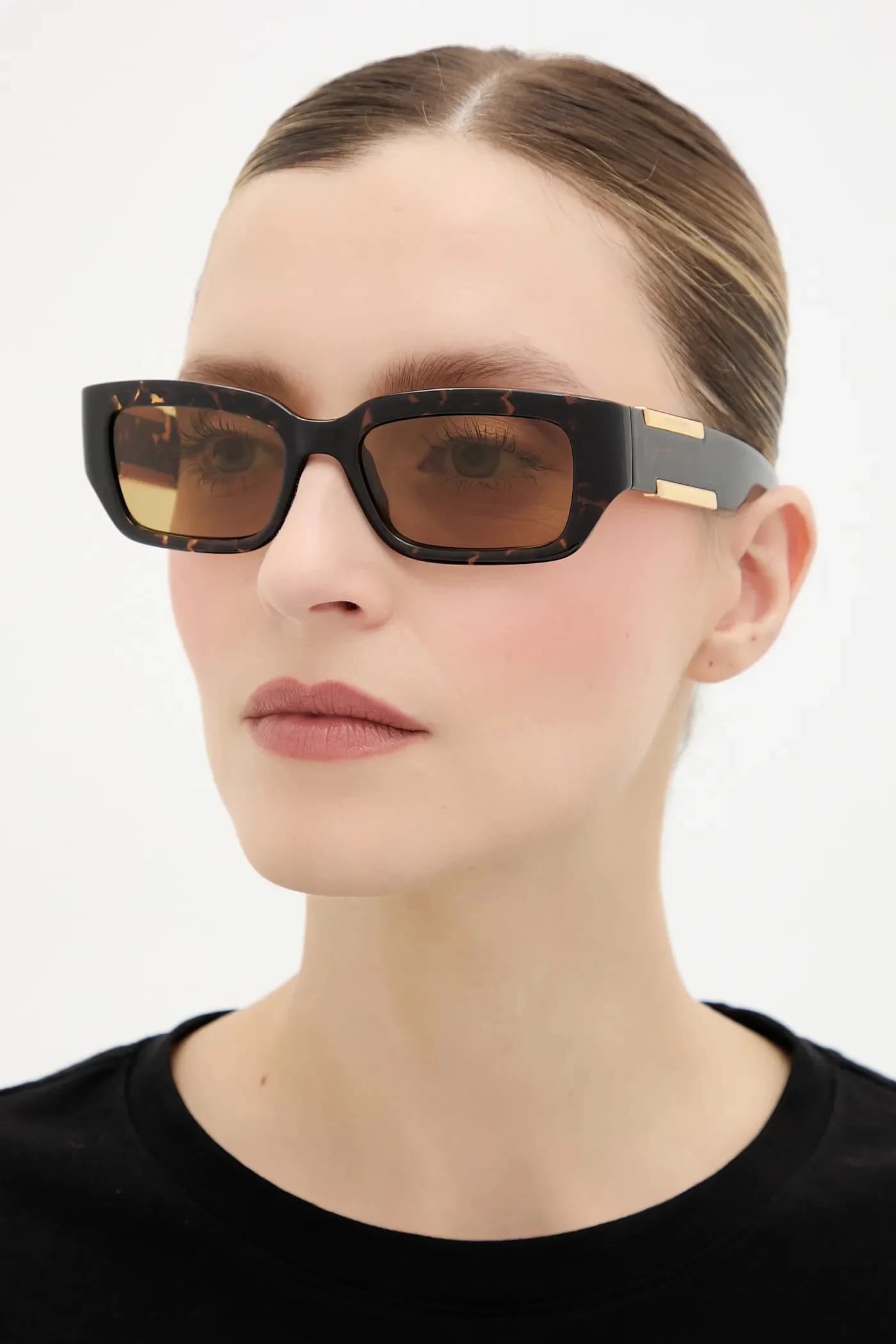 Солнцезащитные очки - фото 3