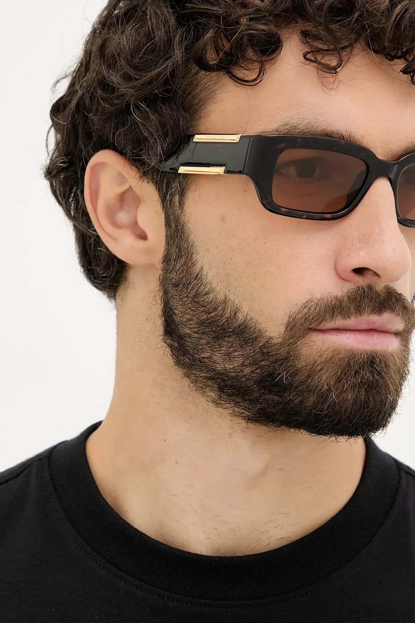 Солнцезащитные очки - фото 7