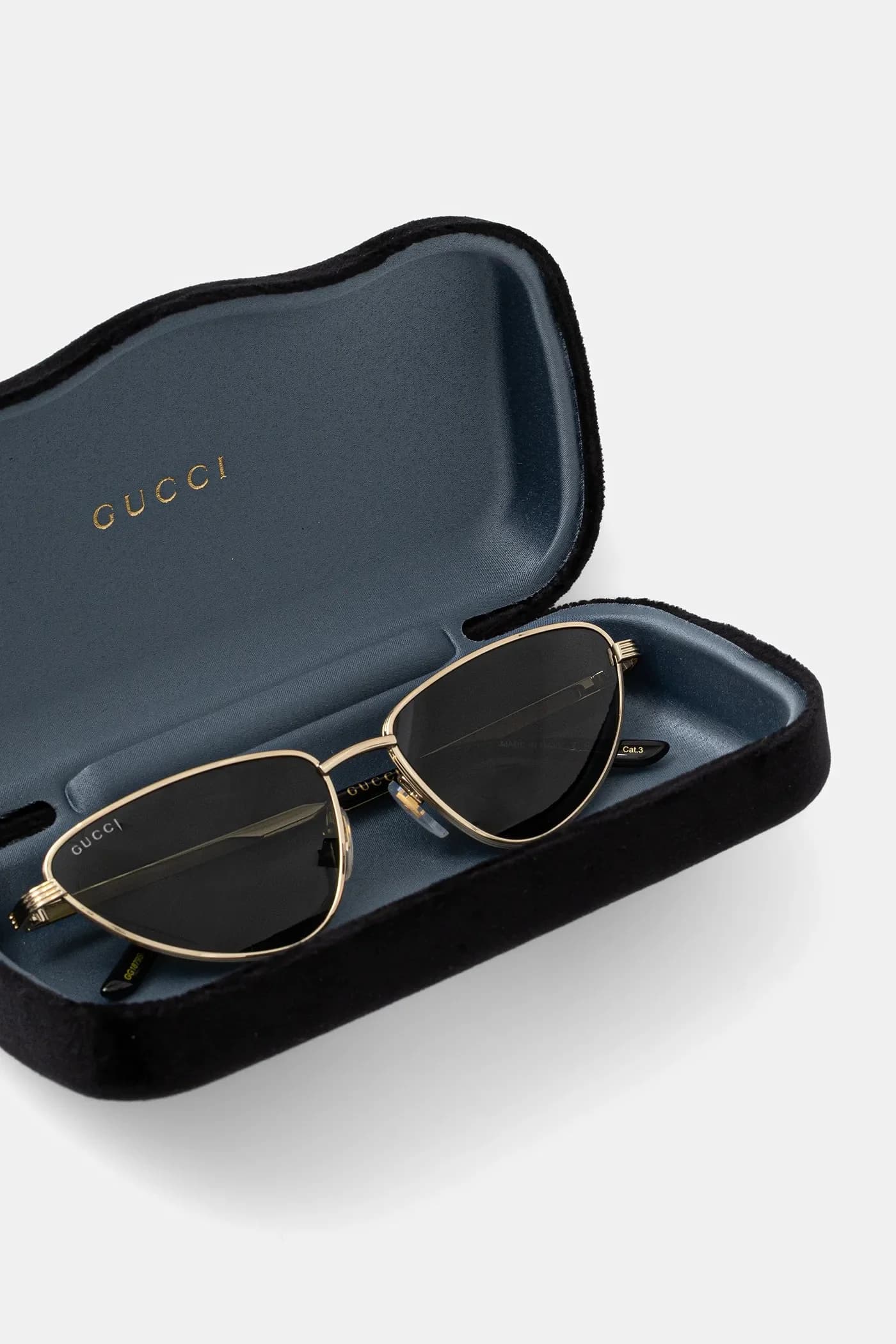 Солнцезащитные очки - фото 4