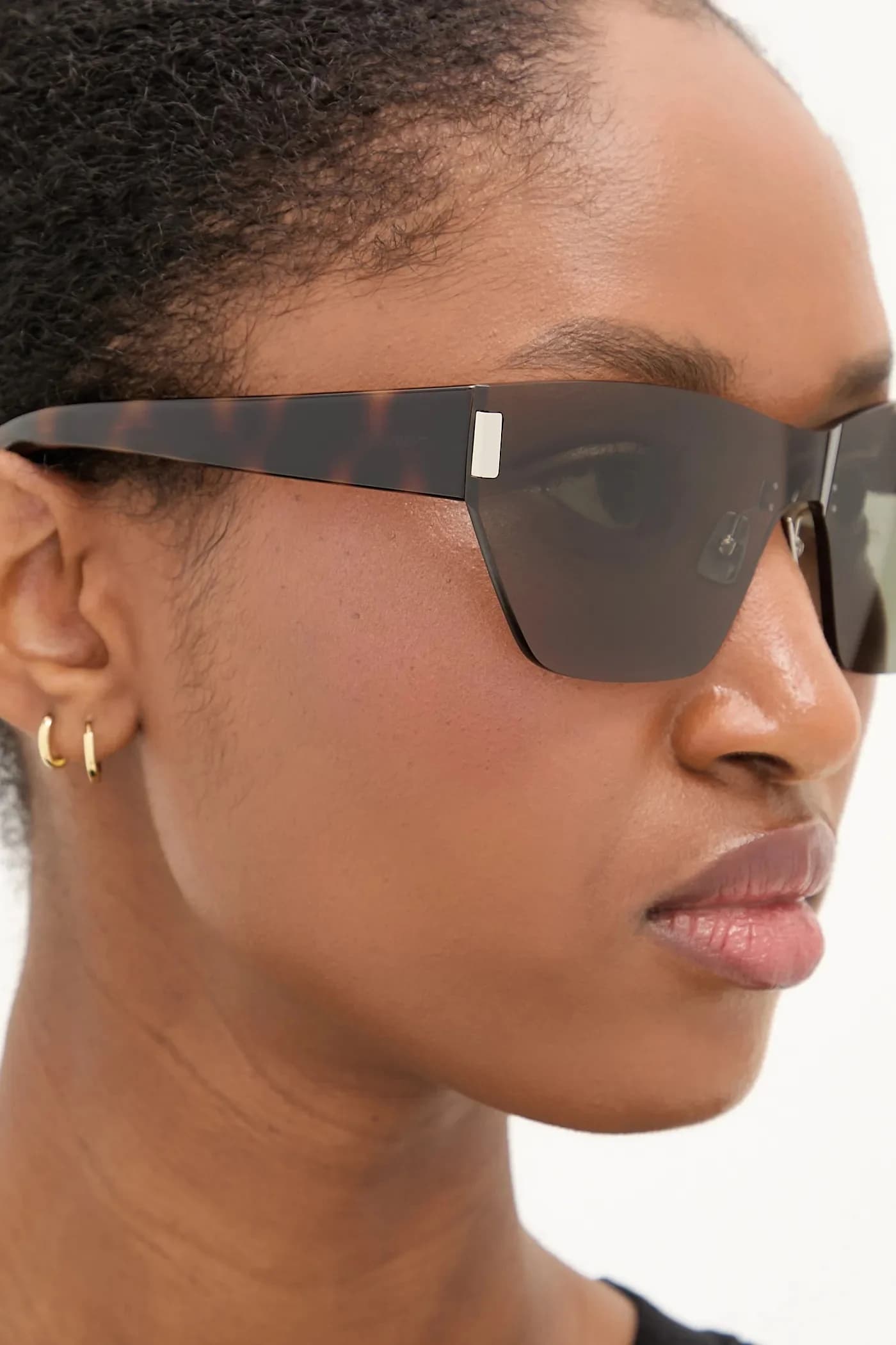 Солнцезащитные очки - фото 7