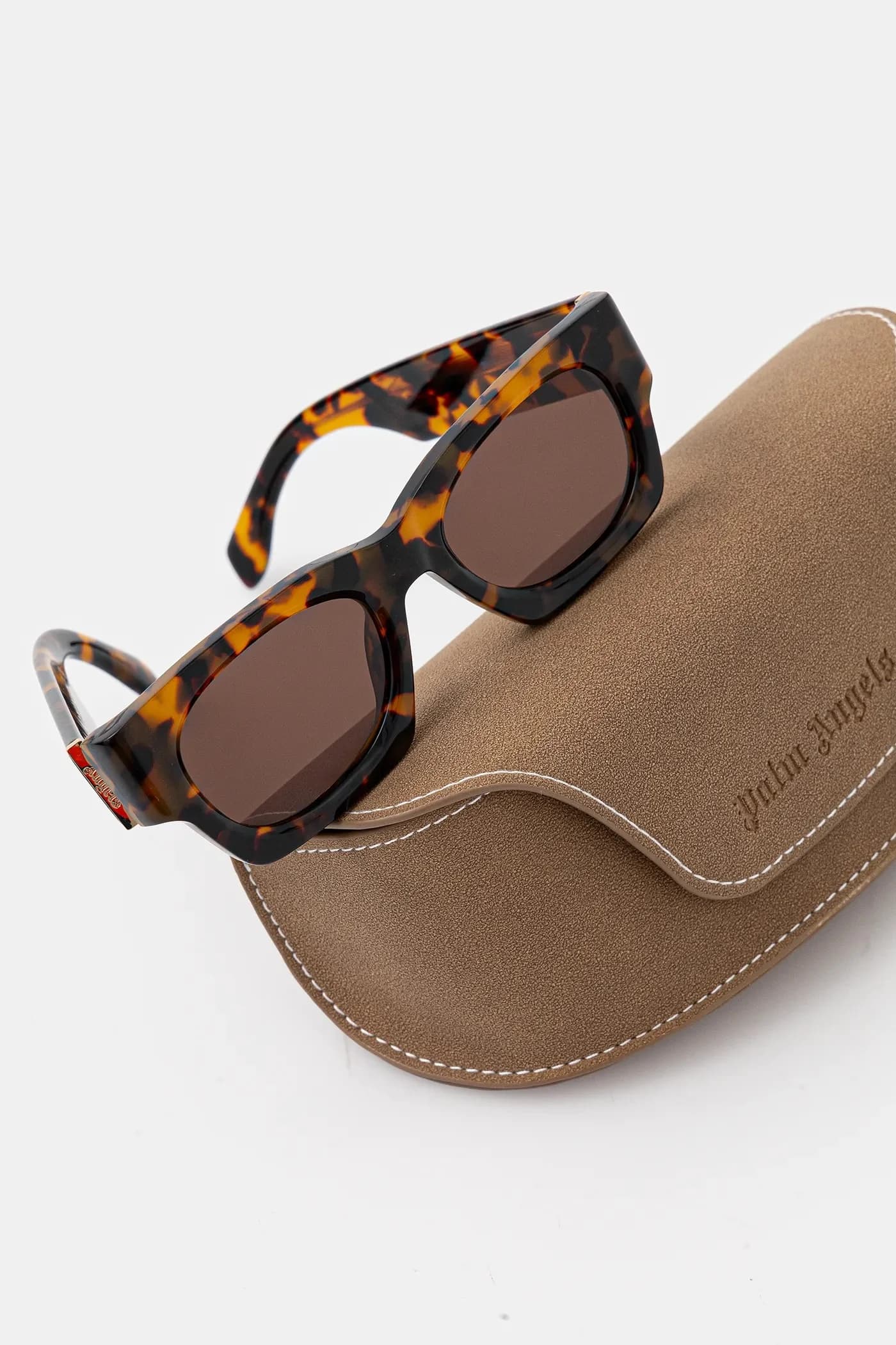 Солнцезащитные очки - фото 5