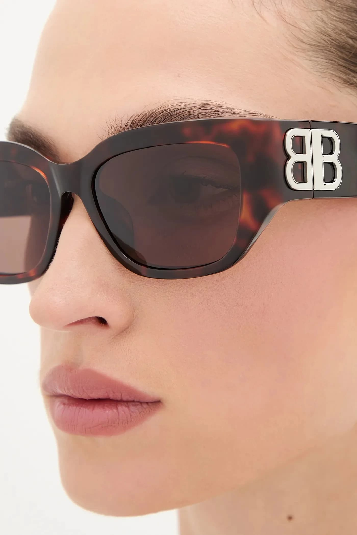 Солнцезащитные очки - фото 6