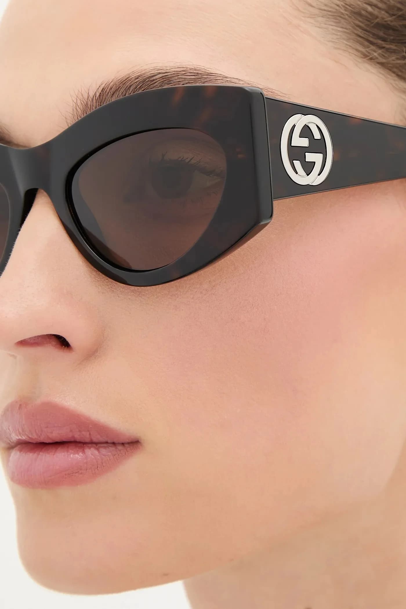 Солнцезащитные очки - фото 6