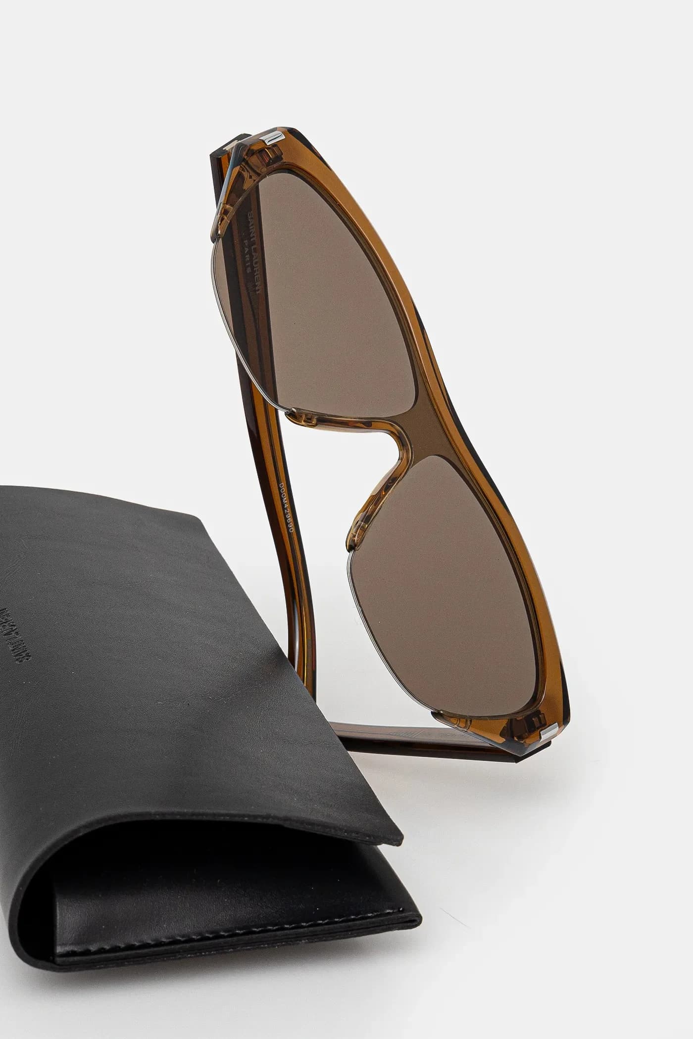 Солнцезащитные очки - фото 4