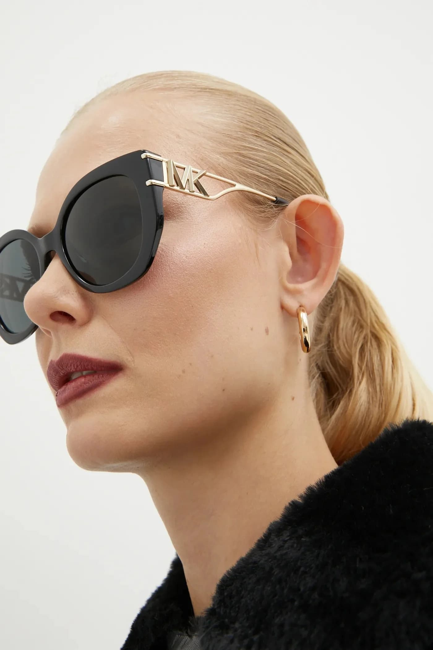 Солнцезащитные очки - фото 8