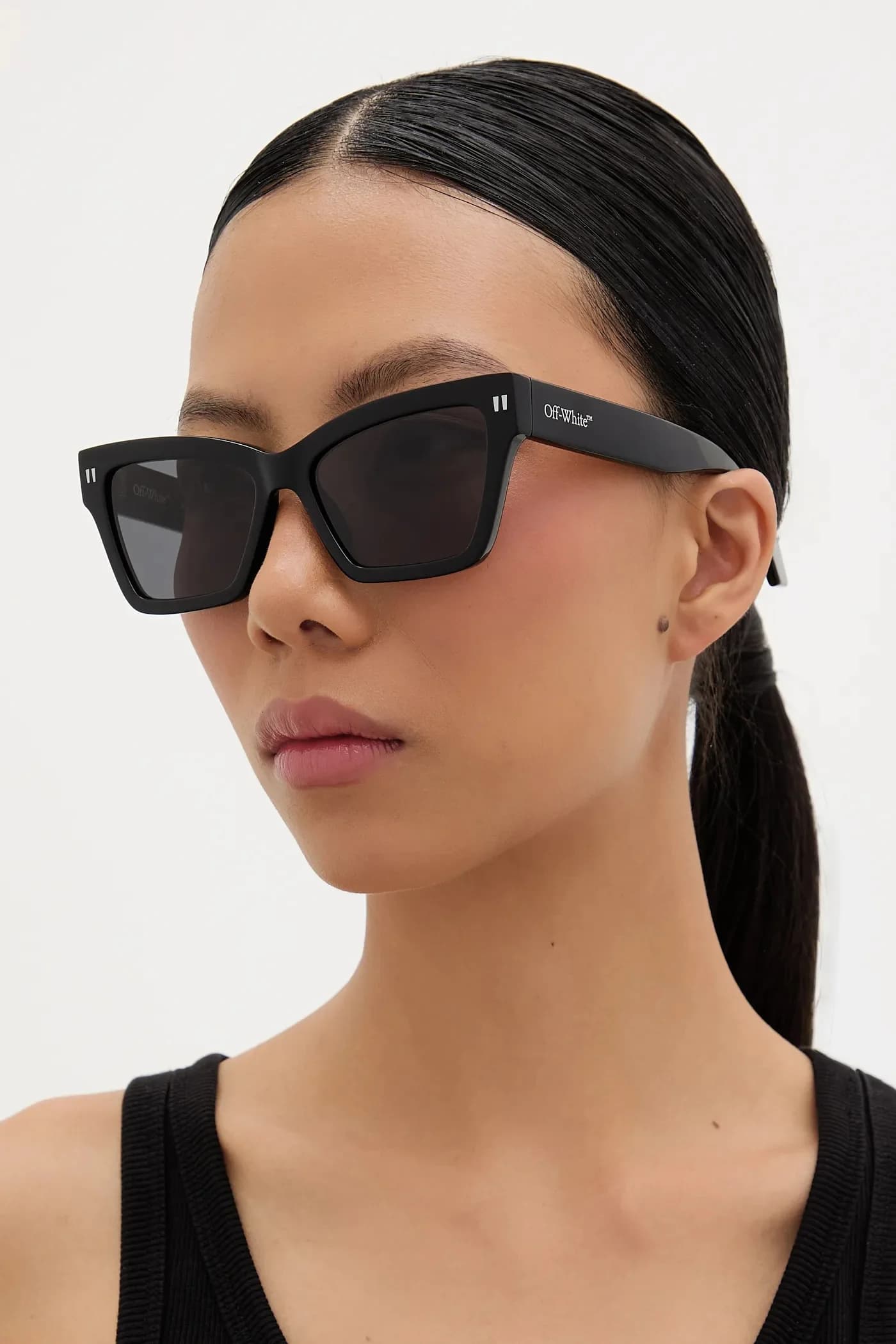 Солнцезащитные очки - фото 6