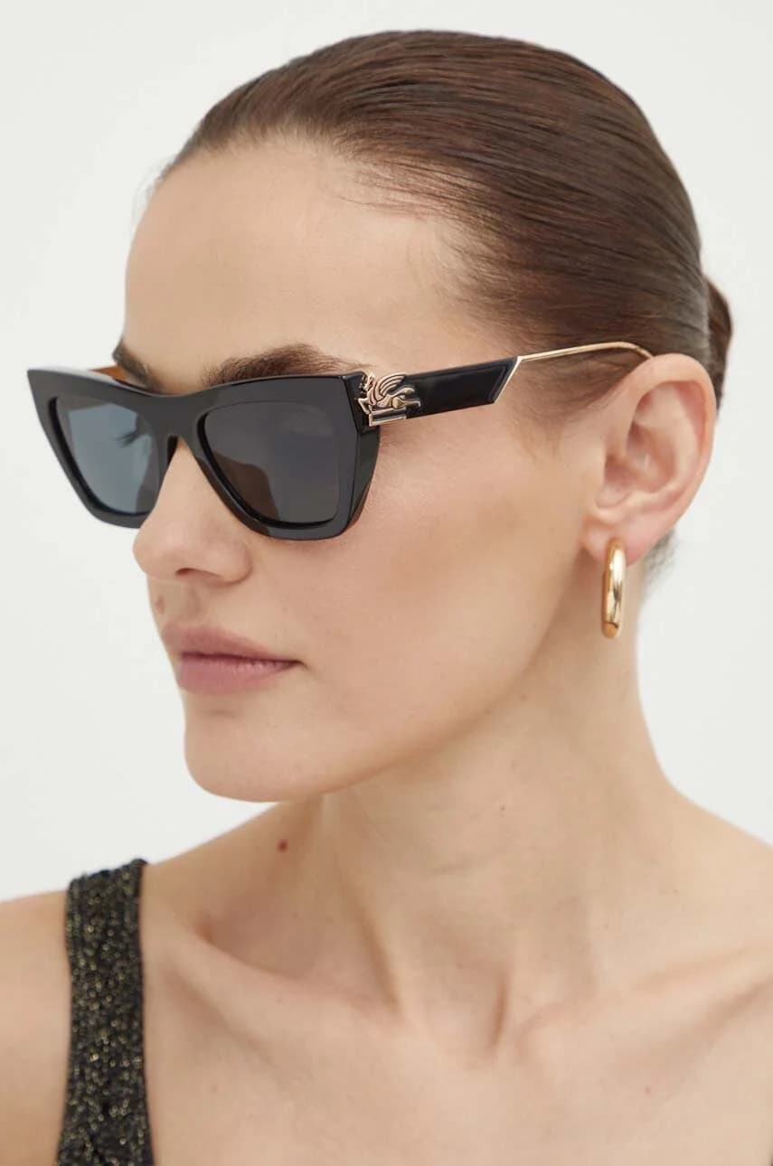 Солнцезащитные очки - фото 3