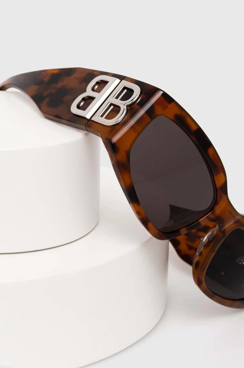 Солнцезащитные очки - фото 4