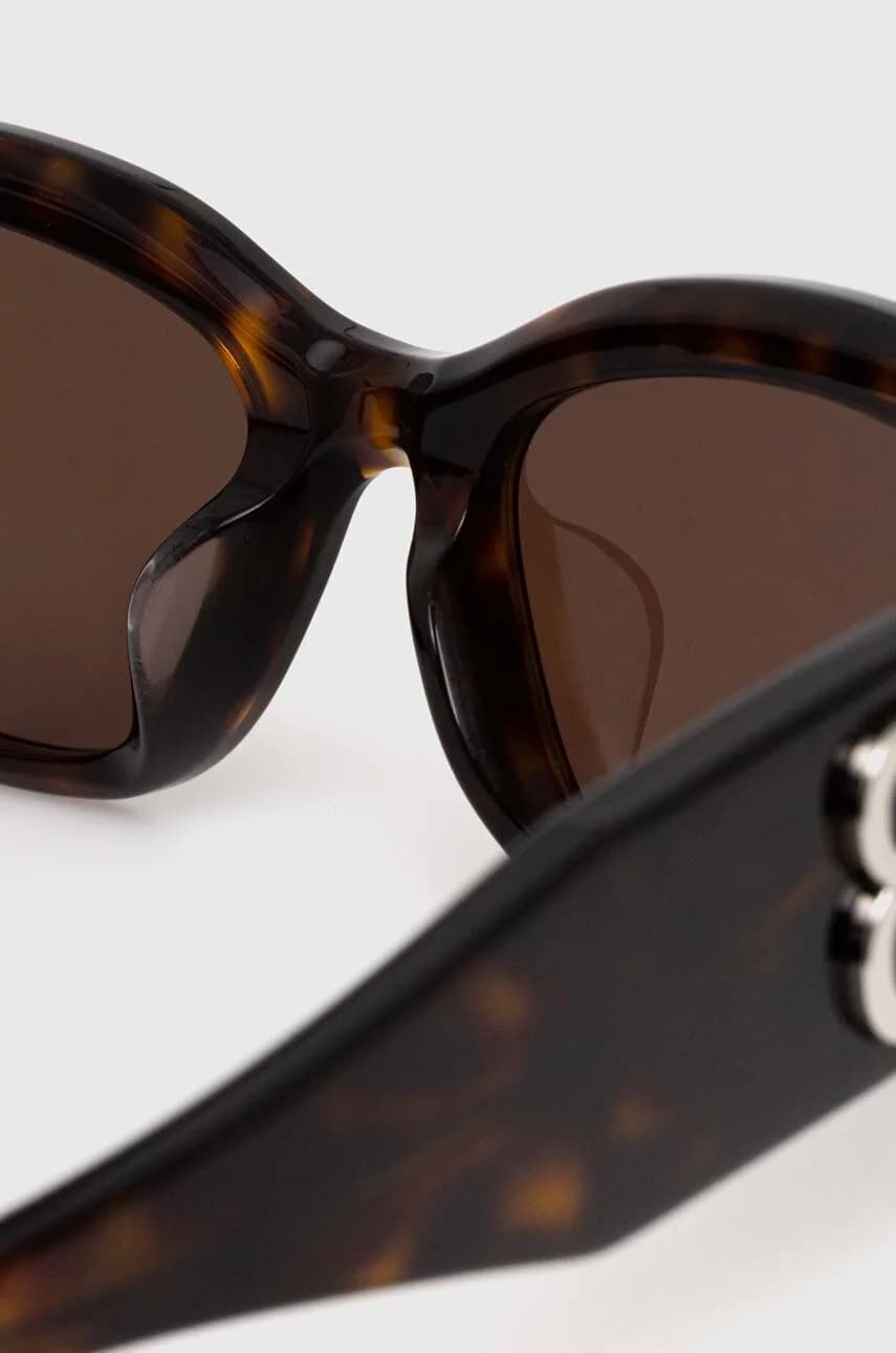 Солнцезащитные очки - фото 6