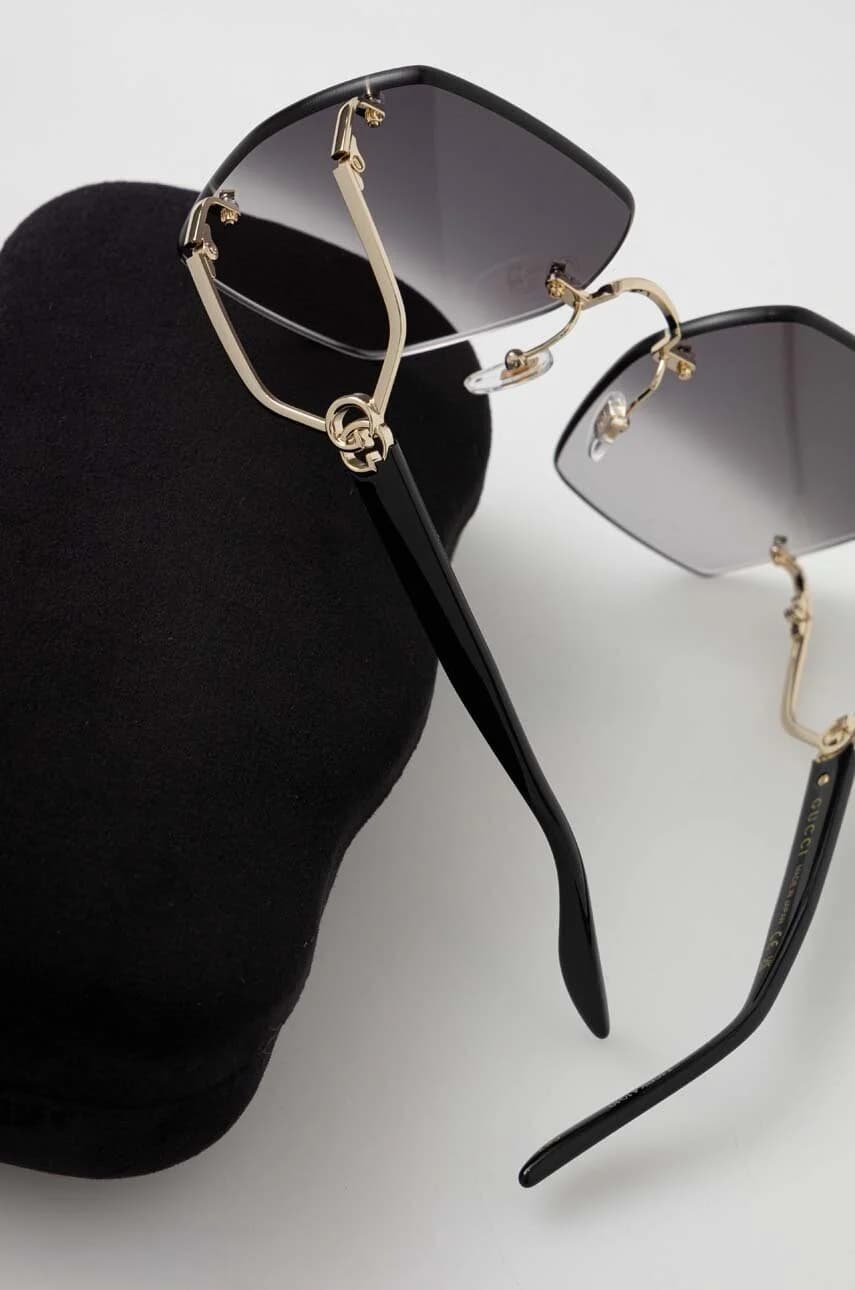 Солнцезащитные очки - фото 4