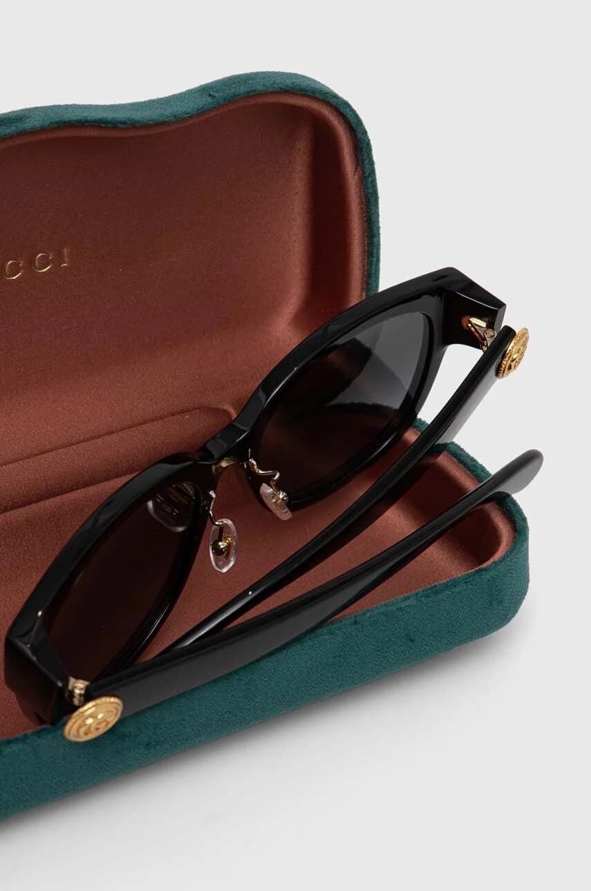 Солнцезащитные очки - фото 4