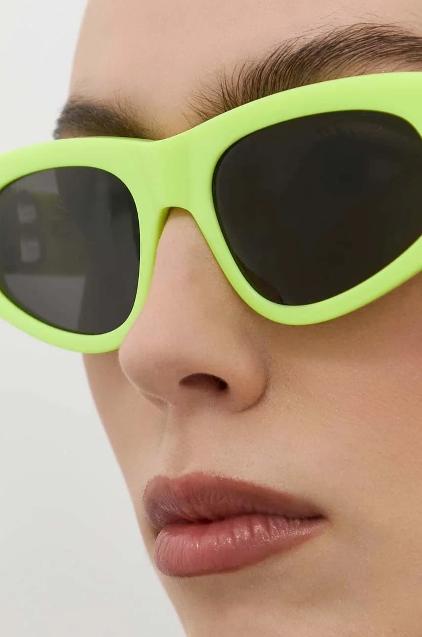 Солнцезащитные очки - фото 6