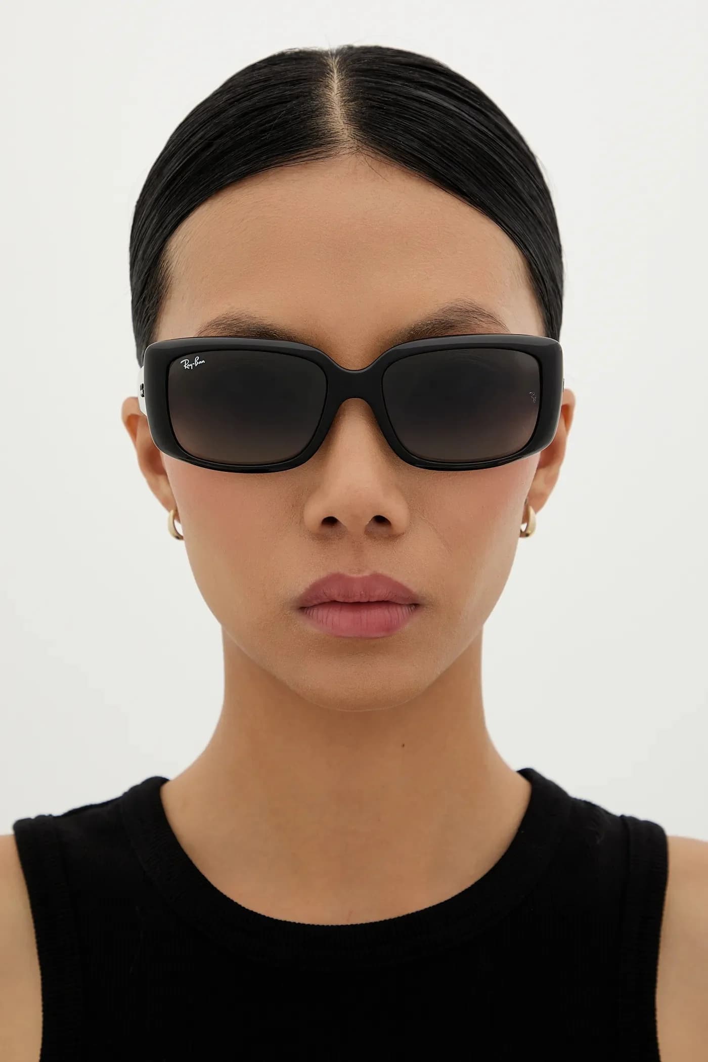 Солнцезащитные очки - фото 8