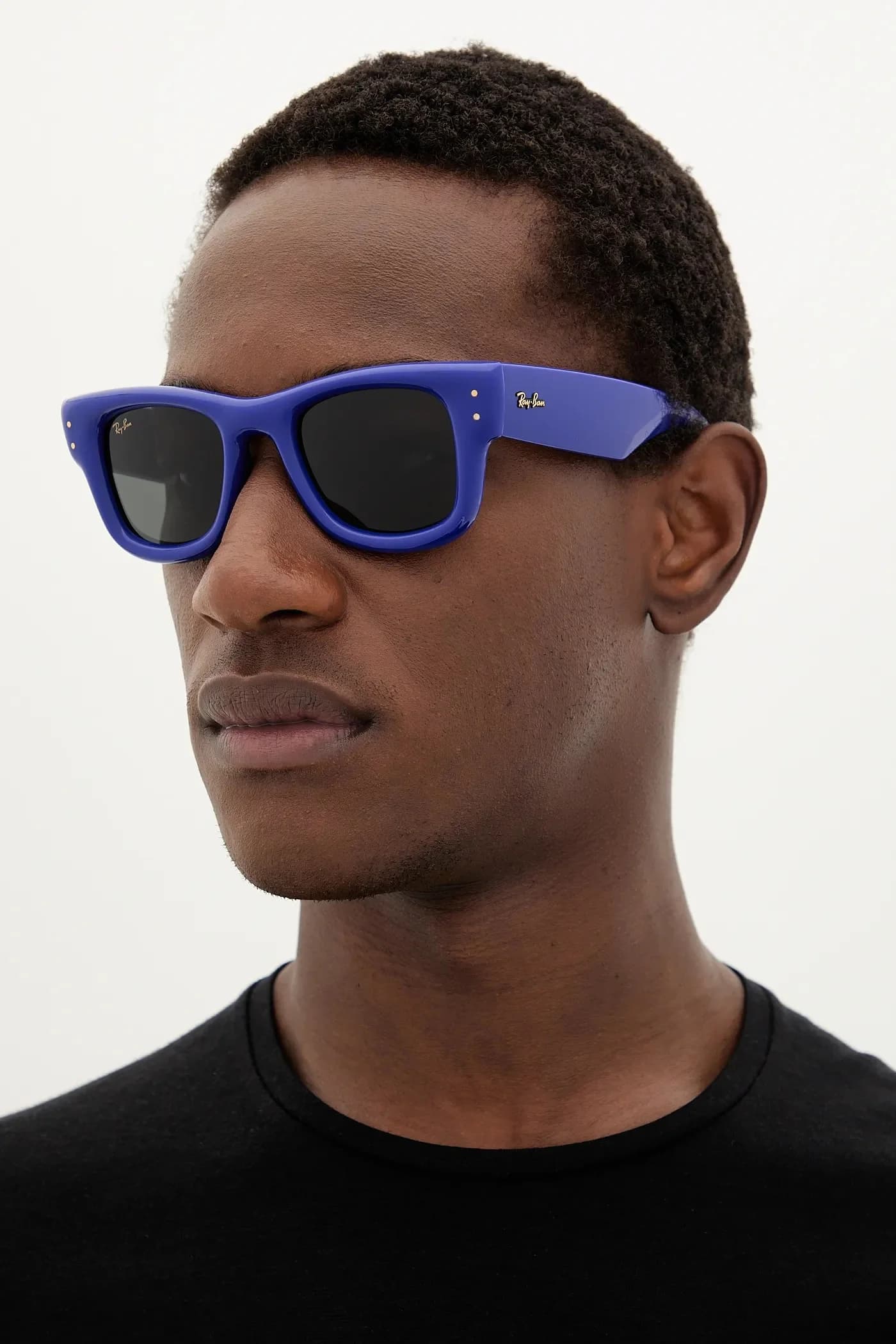 Солнцезащитные очки - фото 2