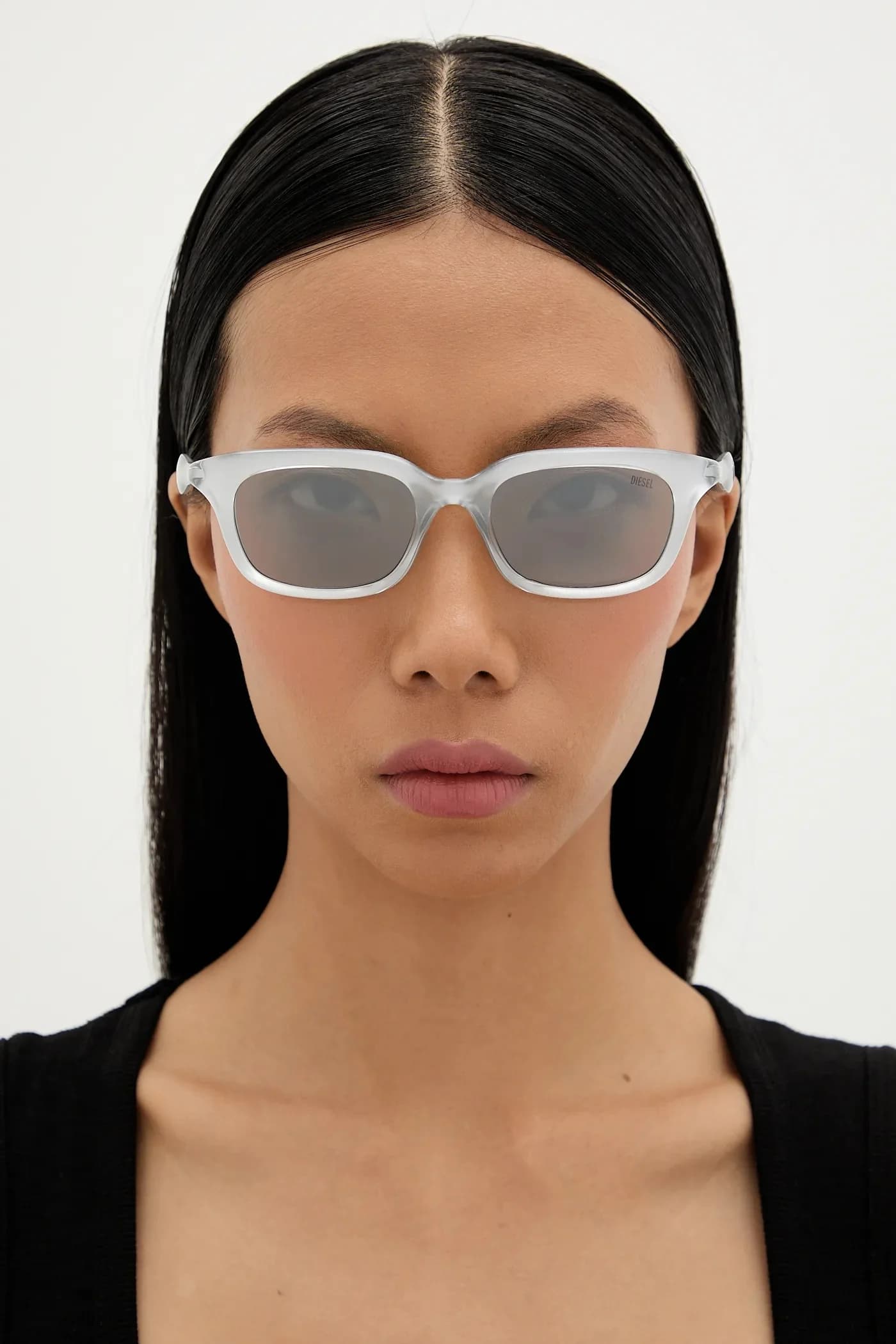 Солнцезащитные очки - фото 10