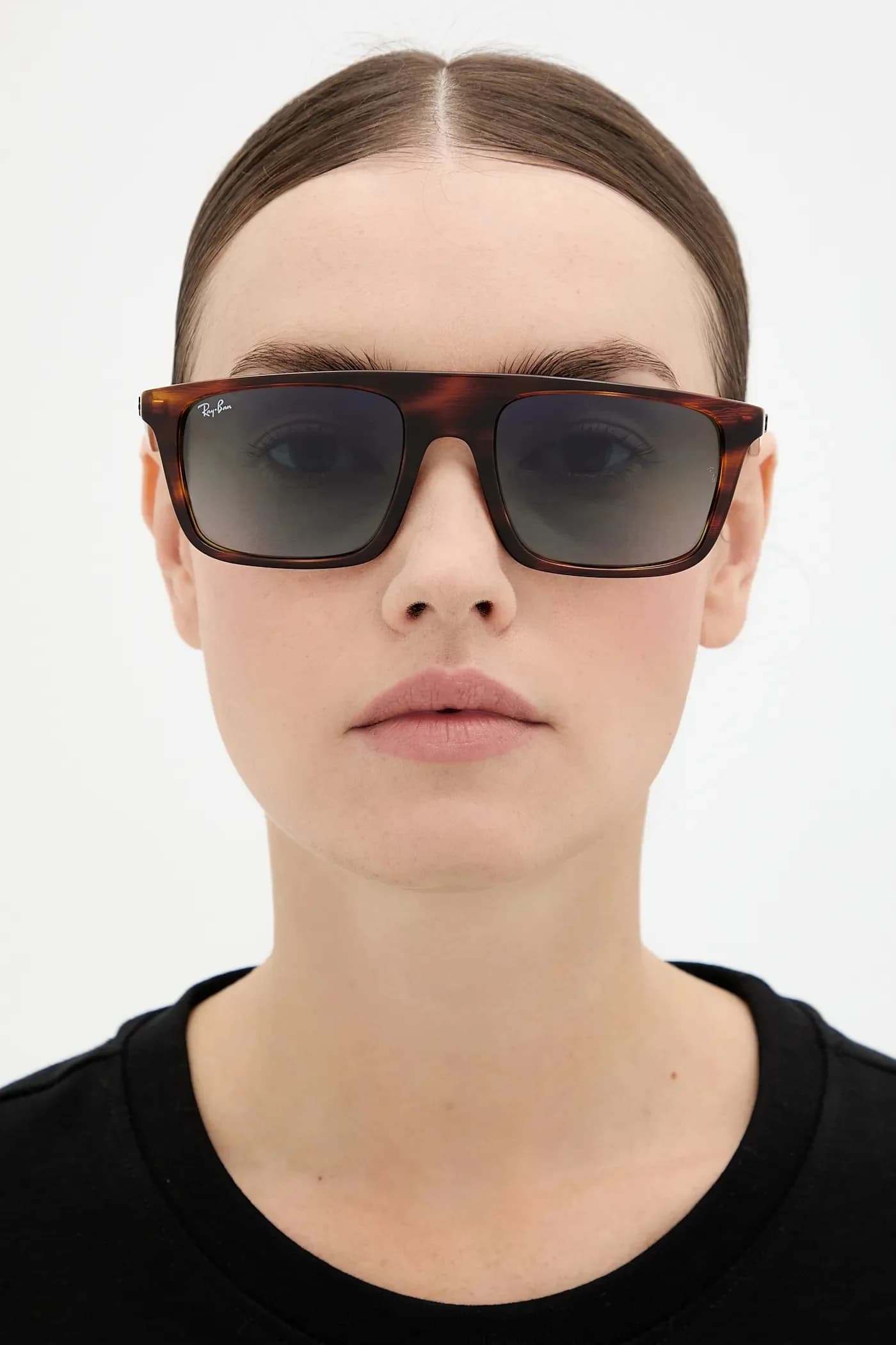 Солнцезащитные очки - фото 5