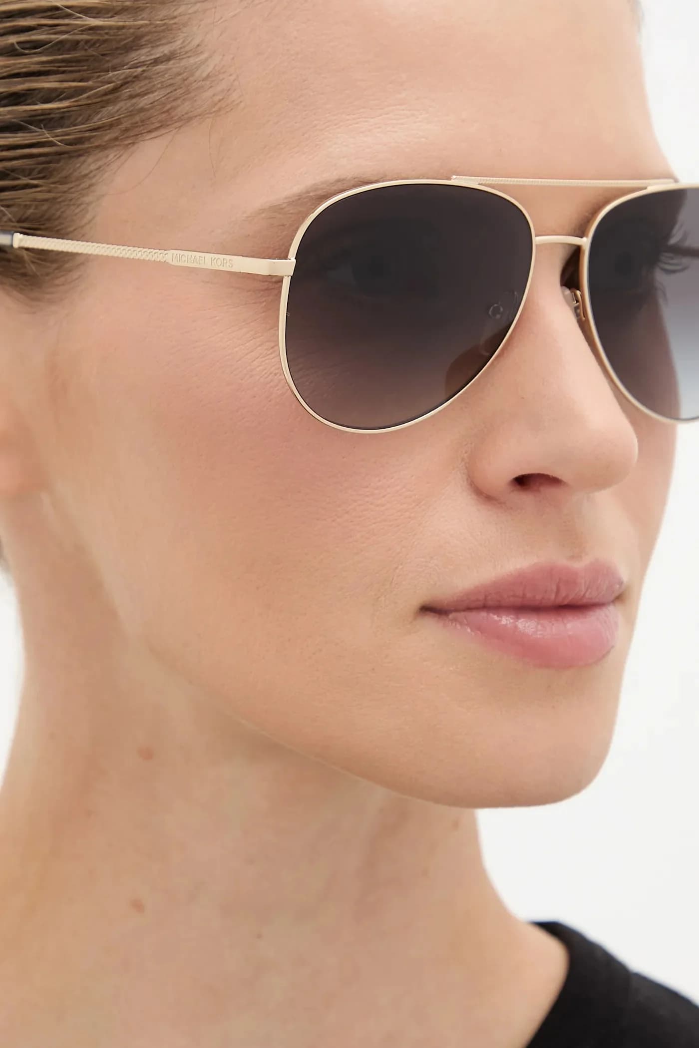 Солнцезащитные очки - фото 2