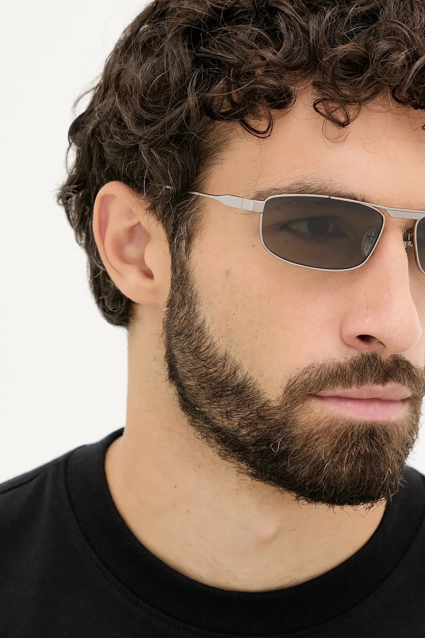 Солнцезащитные очки - фото 7