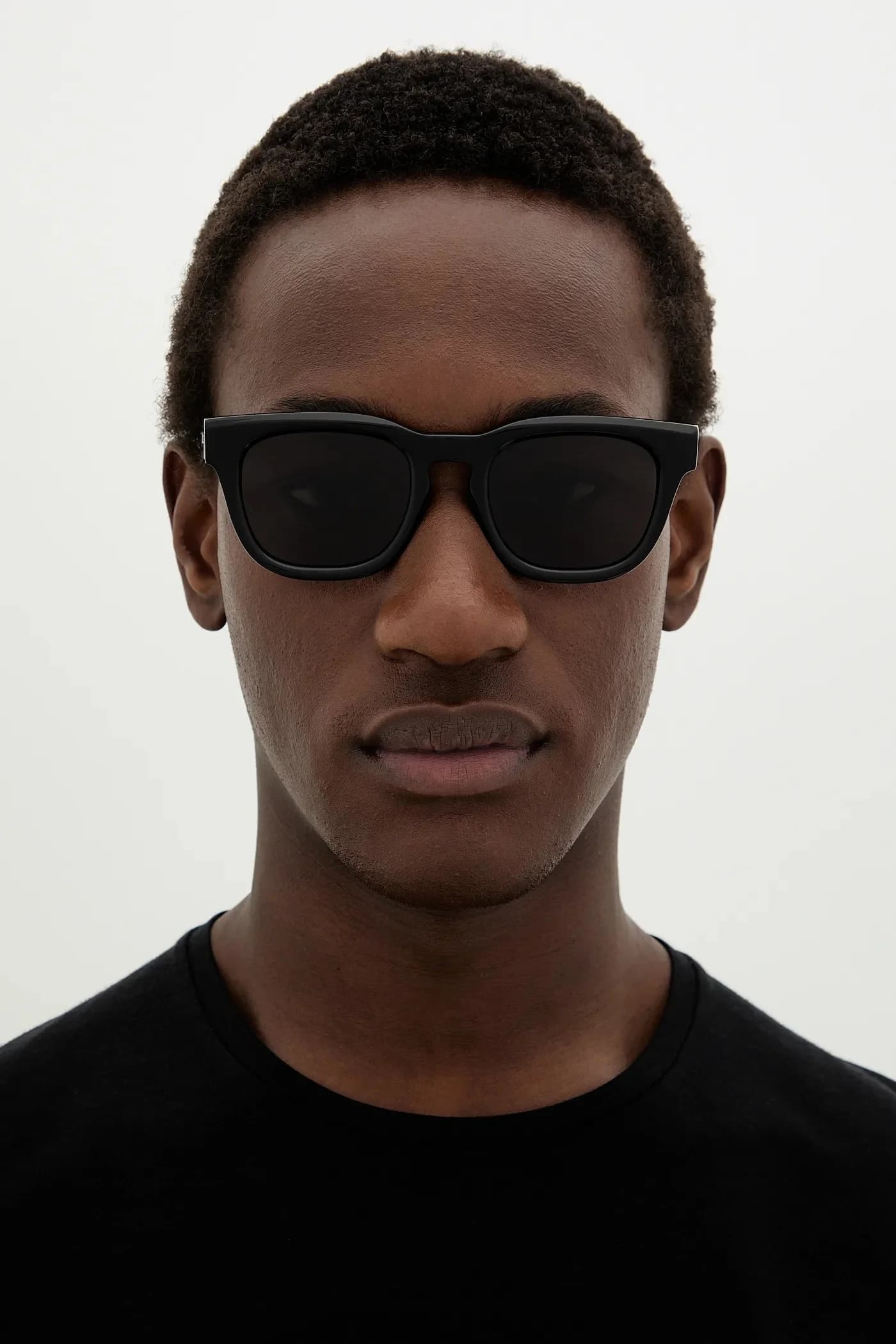 Солнцезащитные очки - фото 5