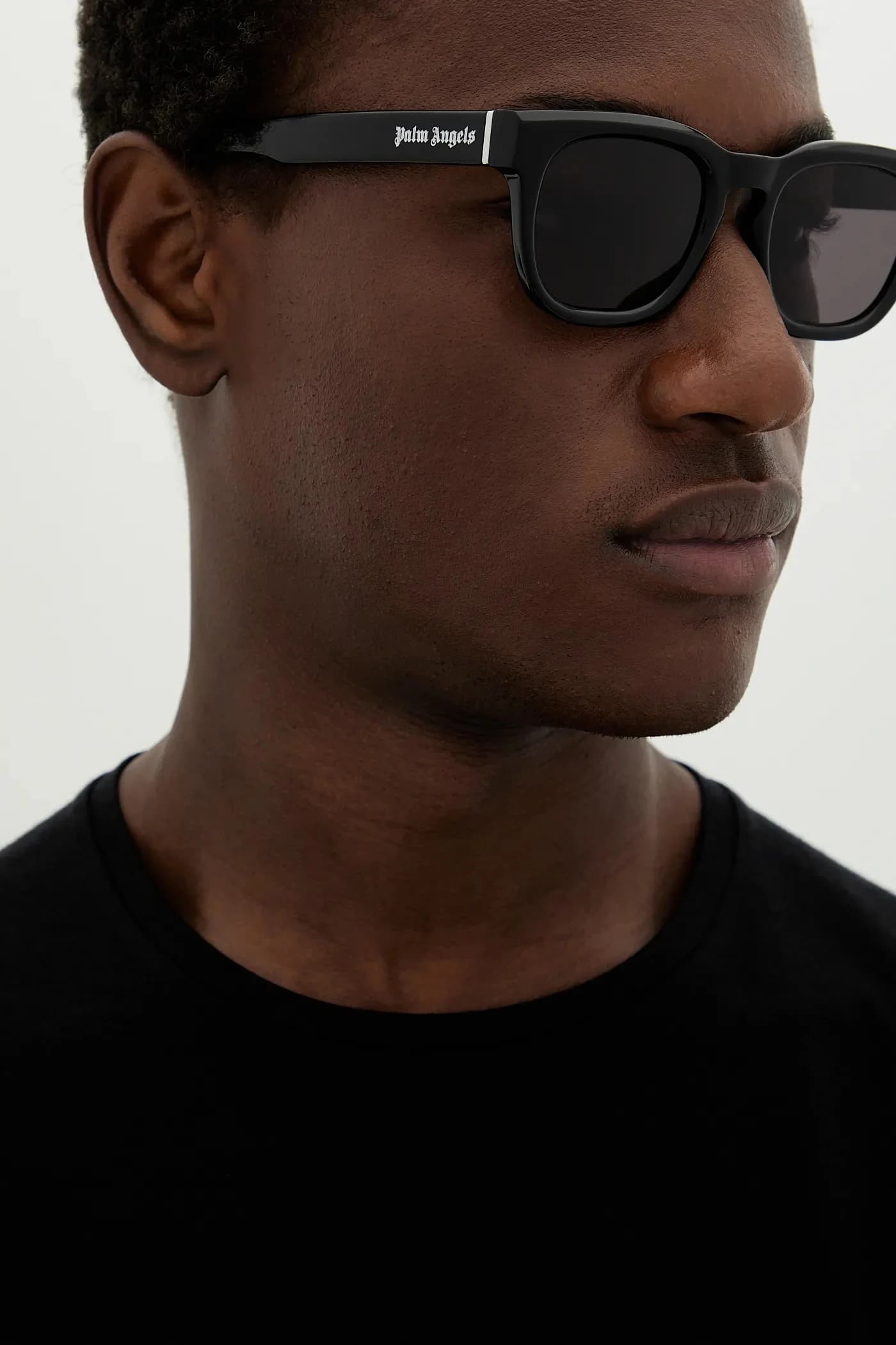 Солнцезащитные очки - фото 6