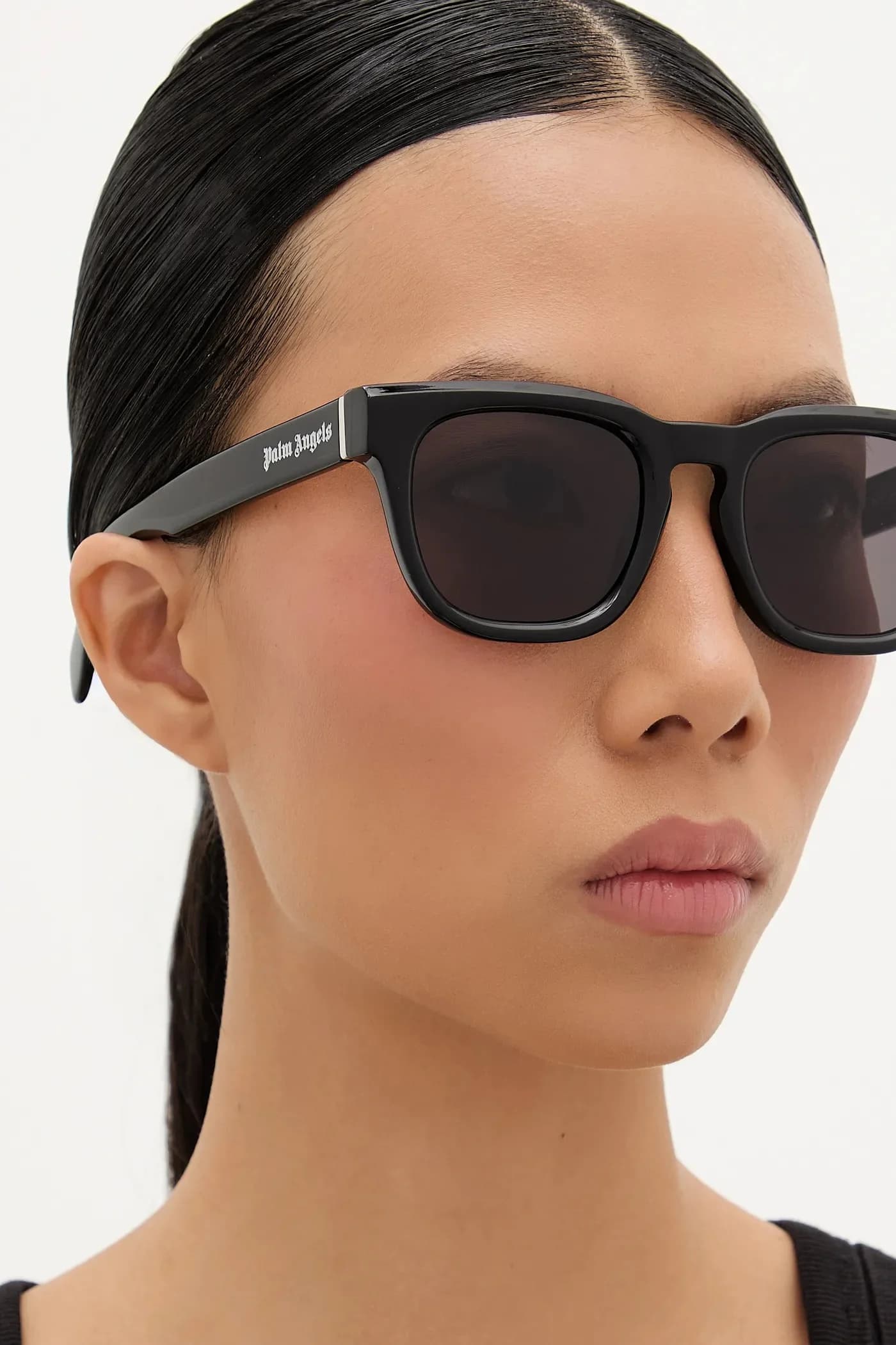 Солнцезащитные очки - фото 8