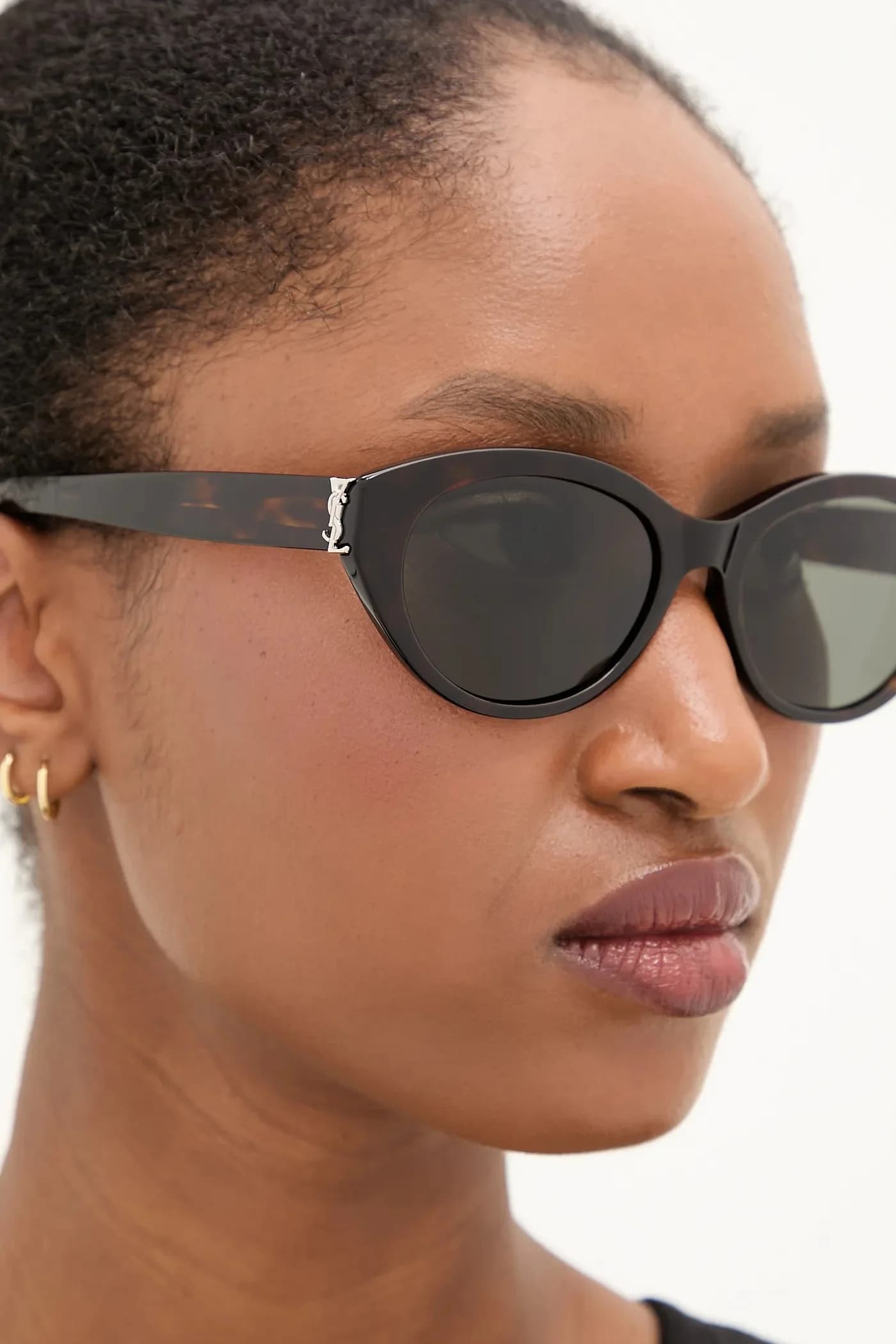 Солнцезащитные очки - фото 6