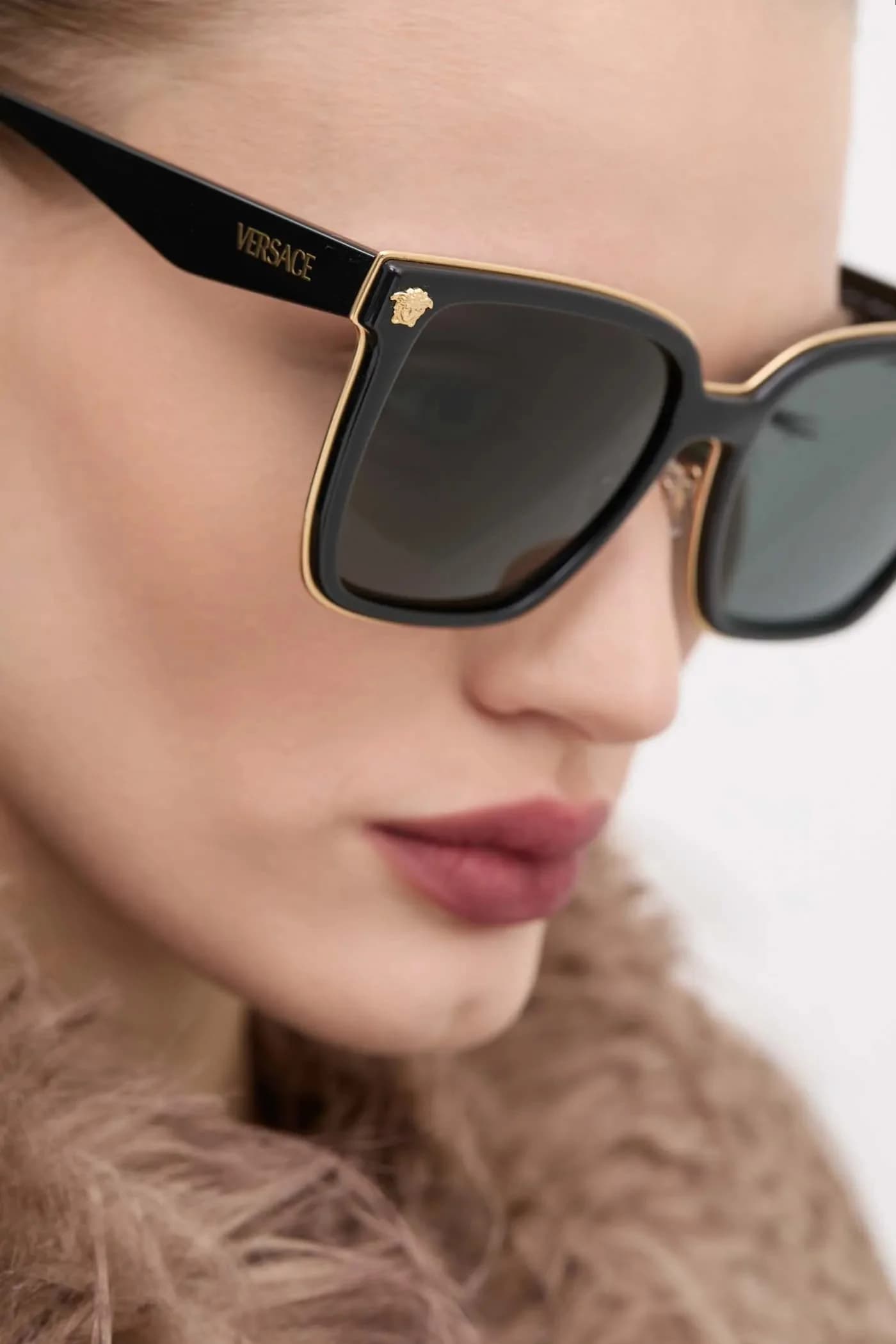 Солнцезащитные очки - фото 7