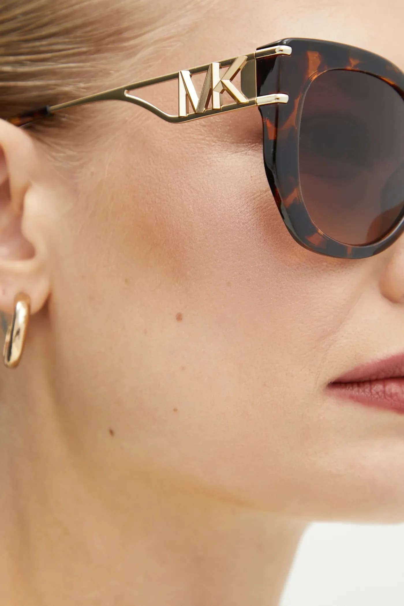 Солнцезащитные очки - фото 8