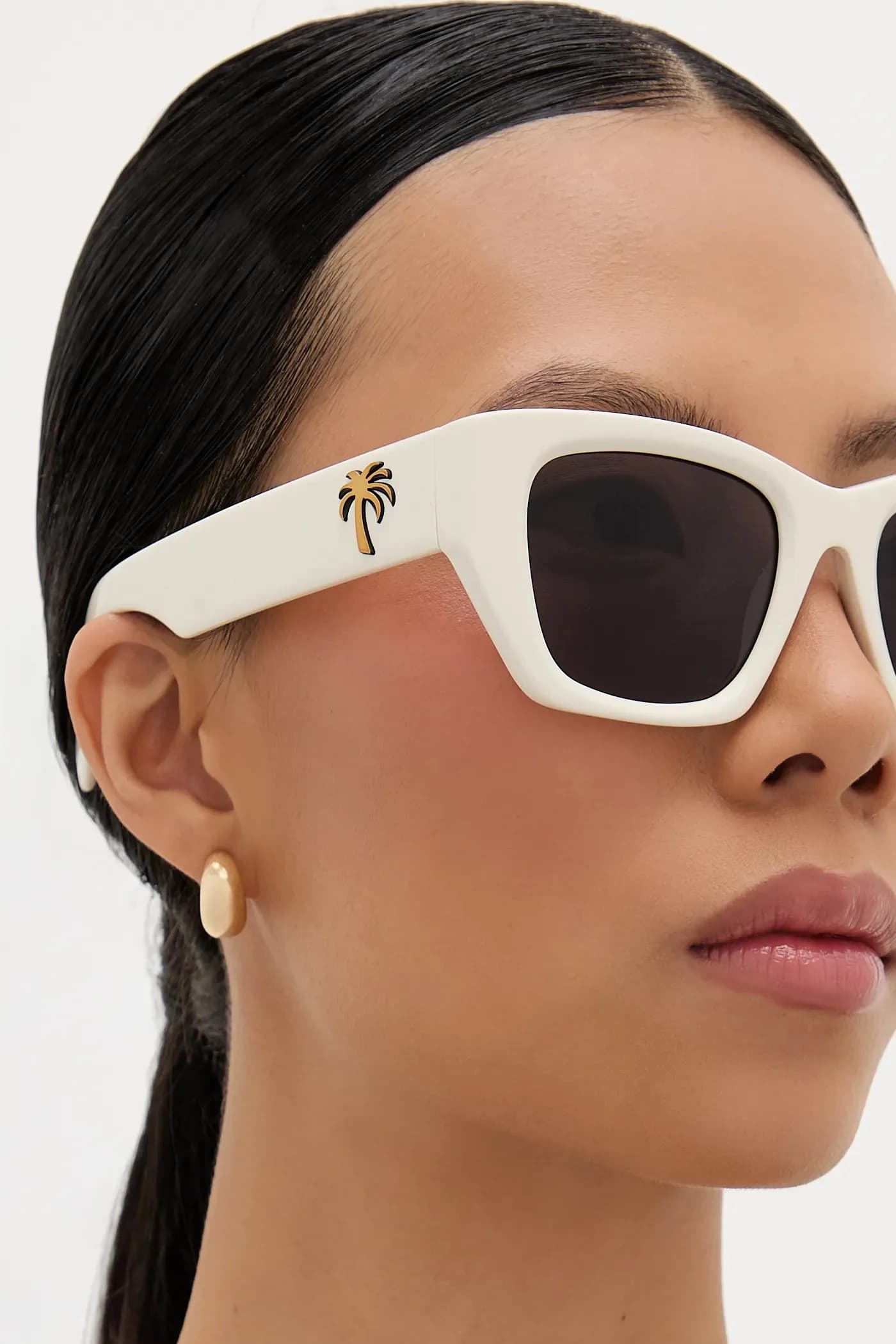 Солнцезащитные очки - фото 6