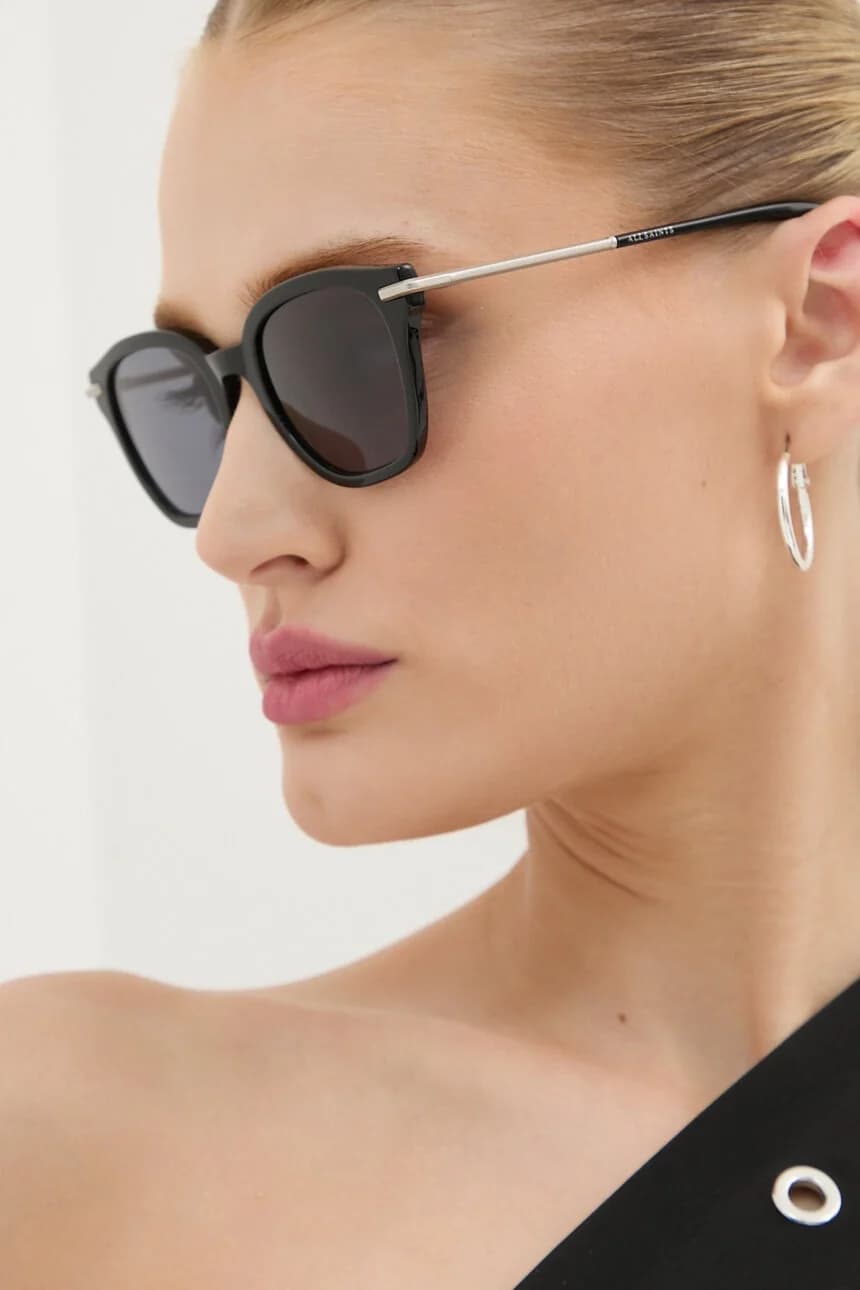 Солнцезащитные очки - фото 6