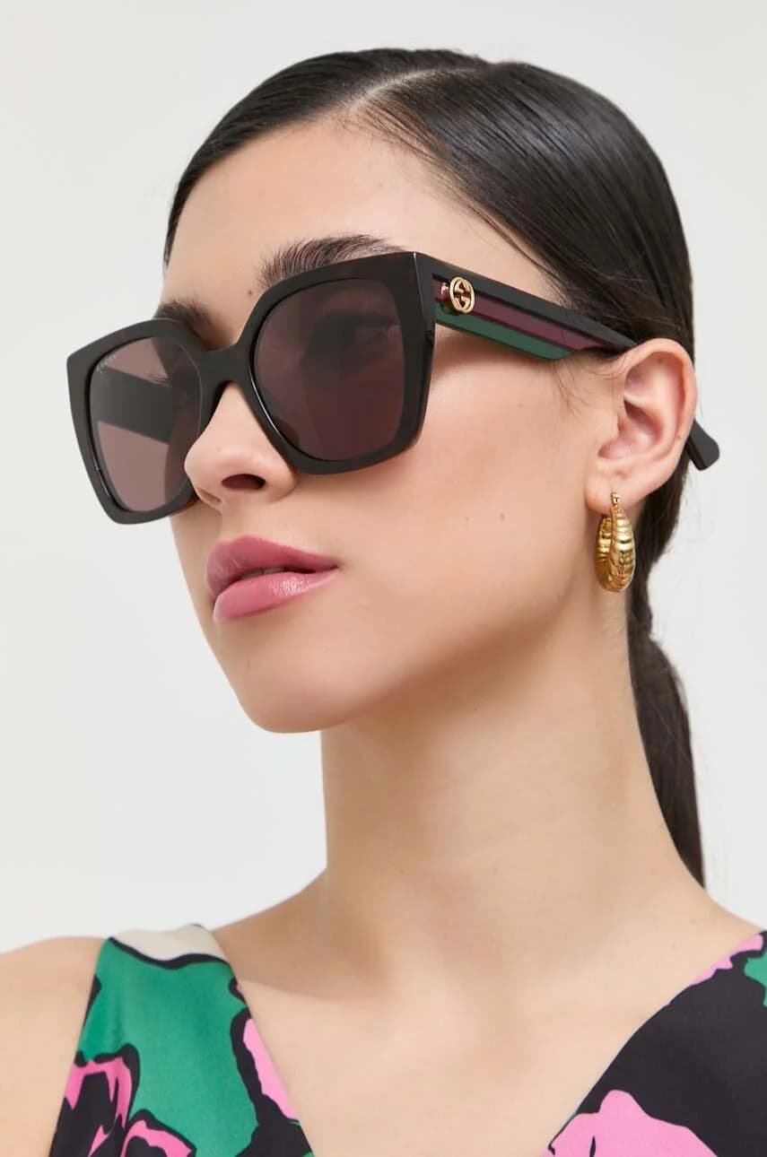 Солнцезащитные очки - фото 6