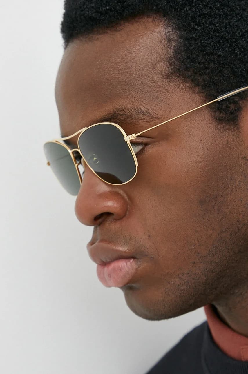 Солнцезащитные очки - фото 9