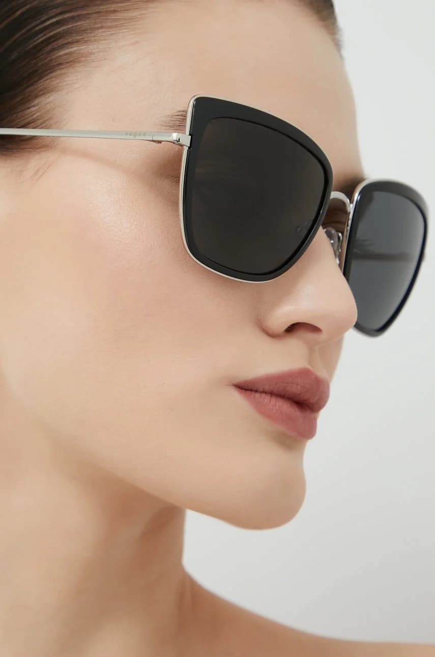 Солнцезащитные очки - фото 8